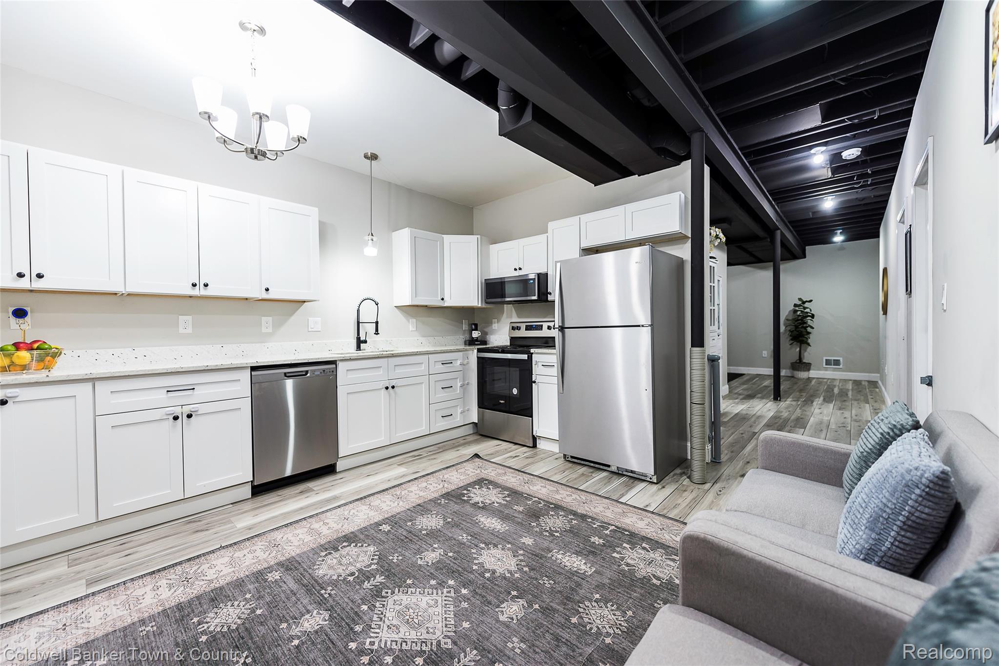 1293 Brighton Lake Road Brighton City MI 48116