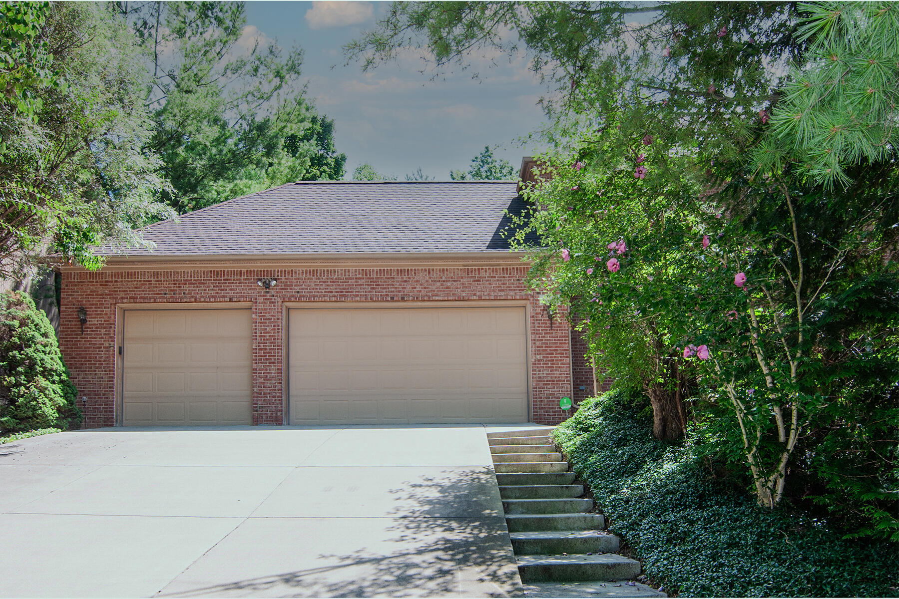 588 Green Road Ann Arbor City MI 48105