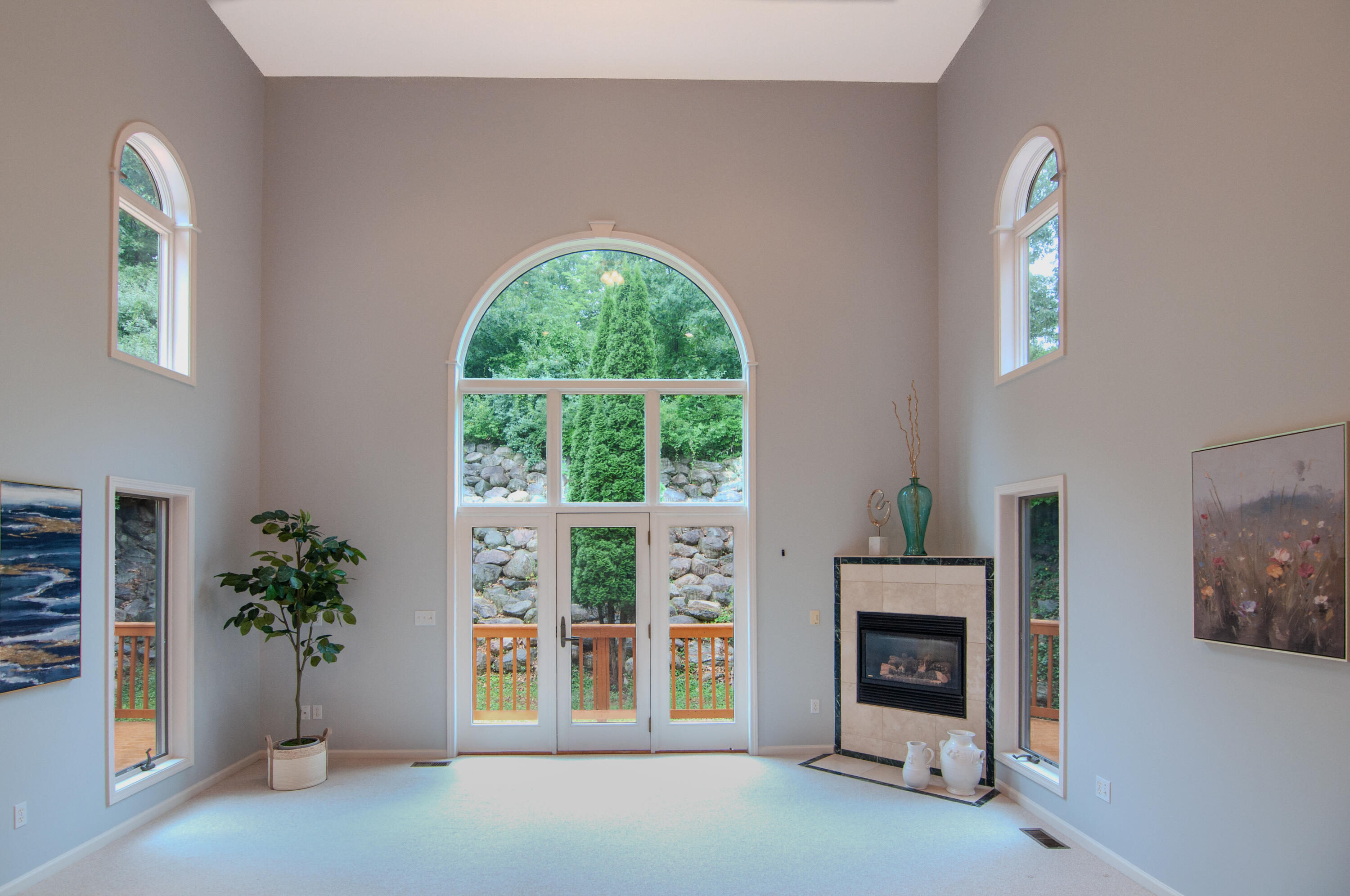 588 Green Road Ann Arbor City MI 48105