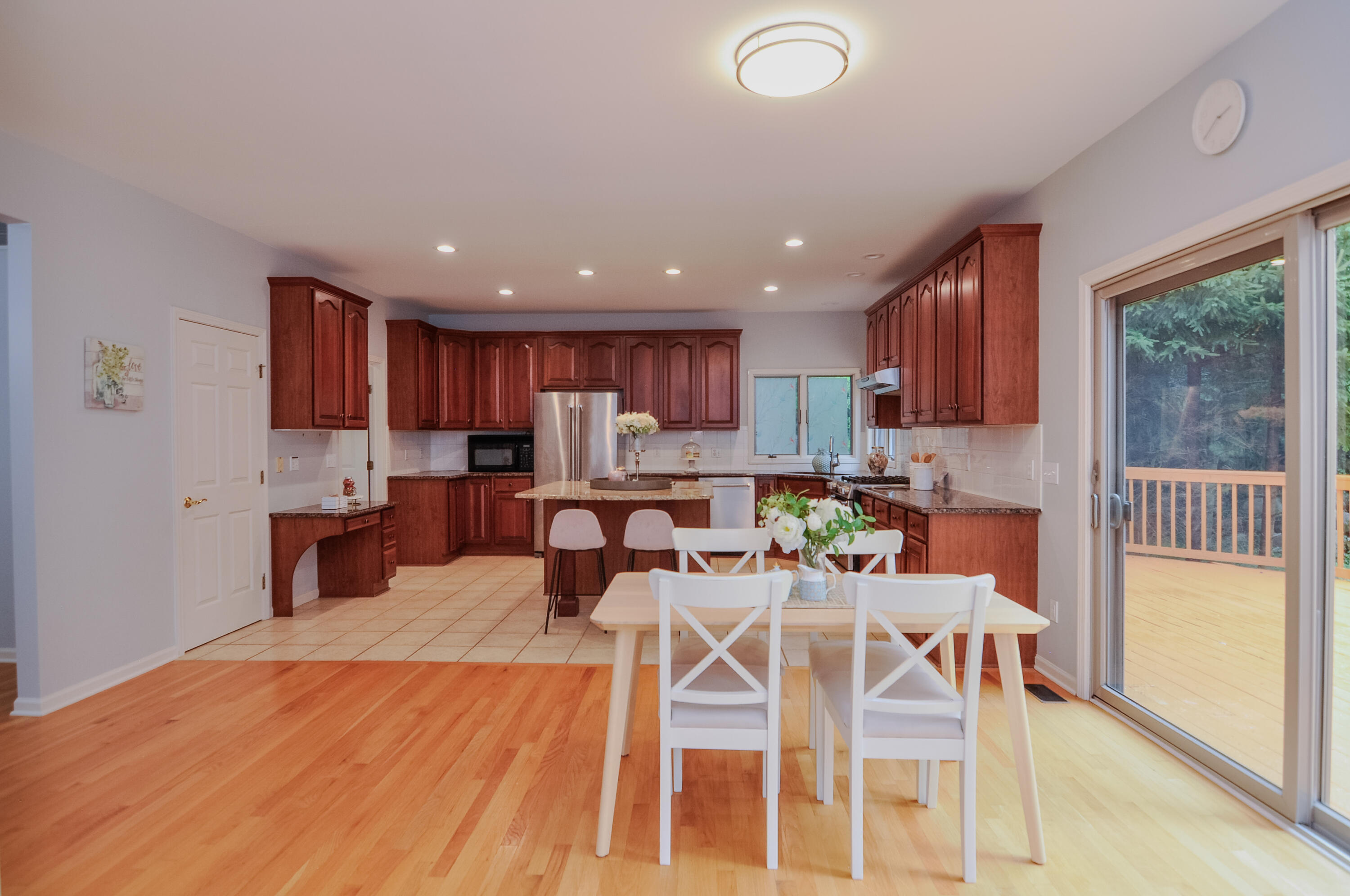 588 Green Road Ann Arbor City MI 48105