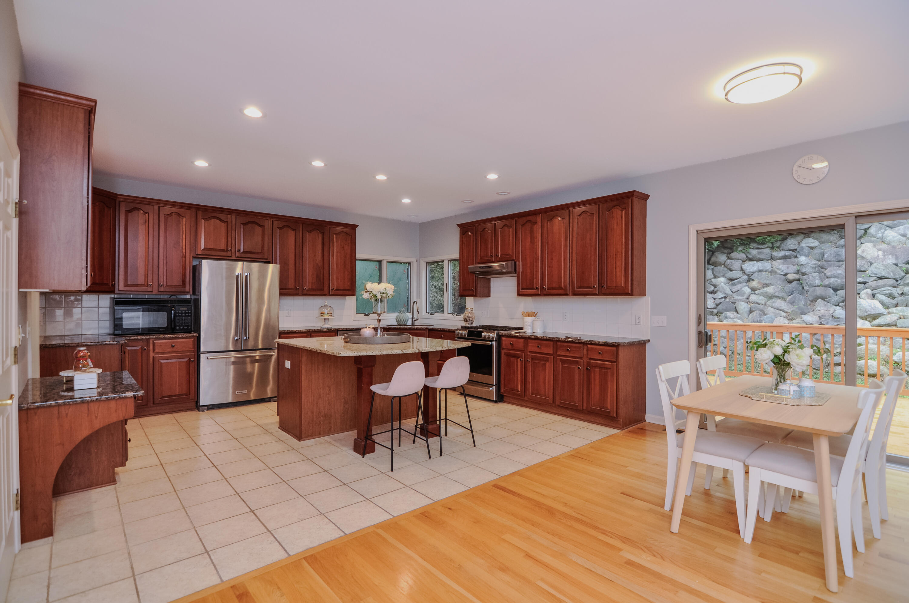 588 Green Road Ann Arbor City MI 48105