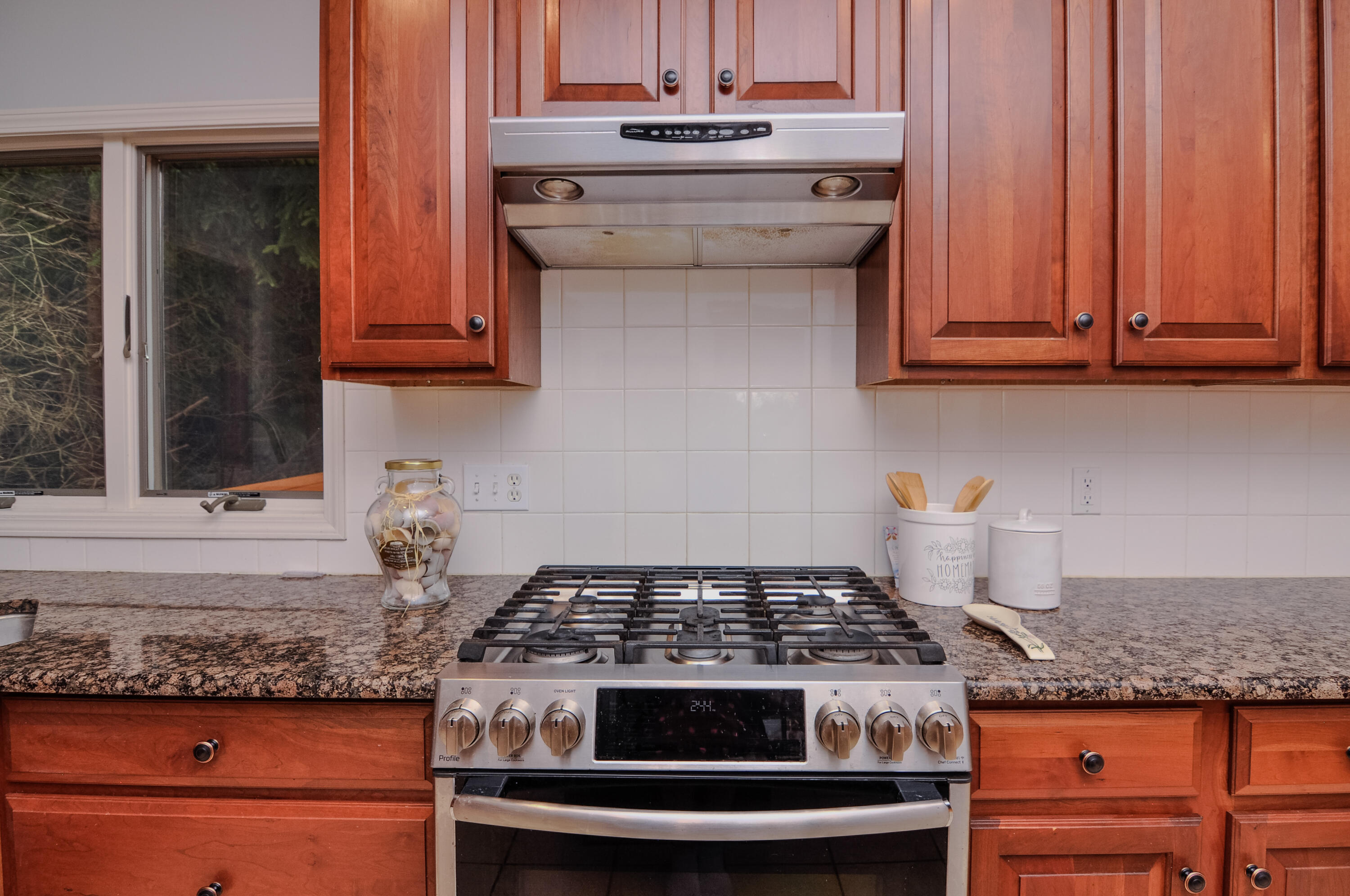 588 Green Road Ann Arbor City MI 48105