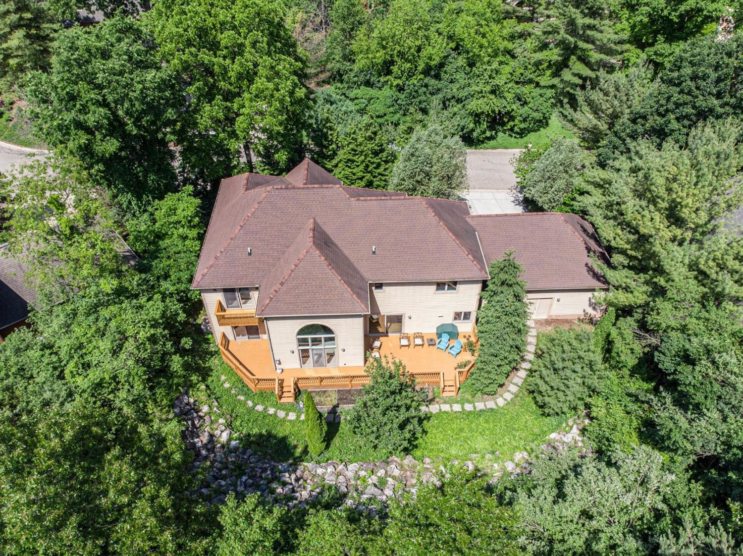 588 Green Road Ann Arbor City MI 48105