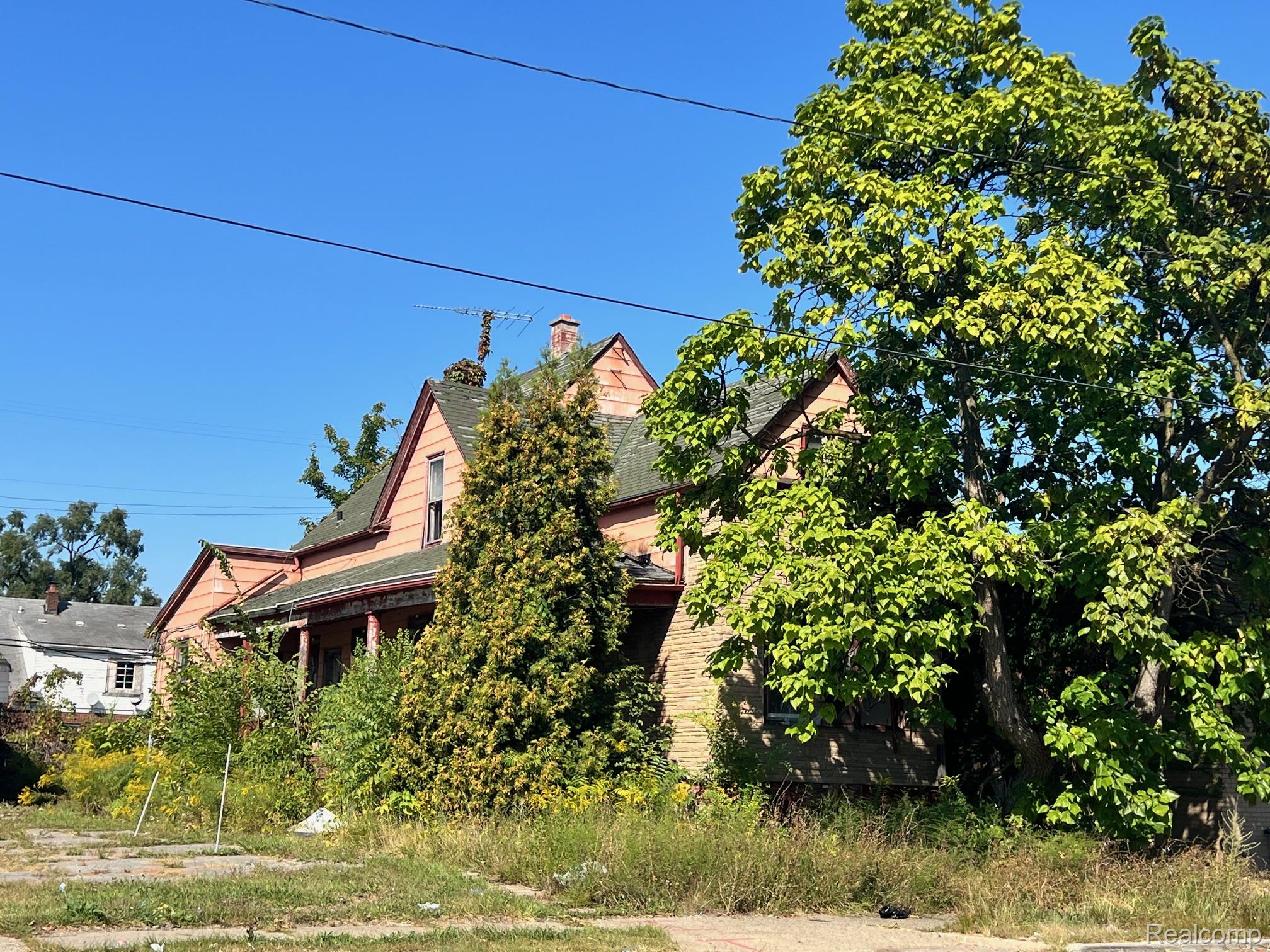 14445 E 7 Mile Road Detroit City MI 48205