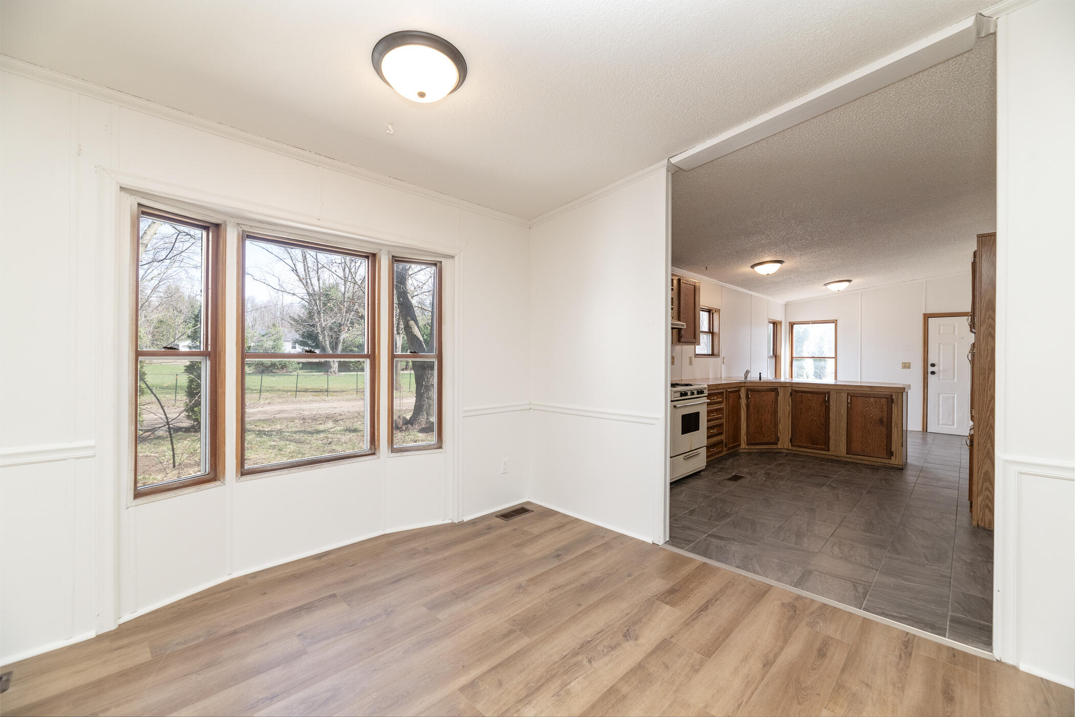 13064 Riverside Drive Constantine Township MI 49042
