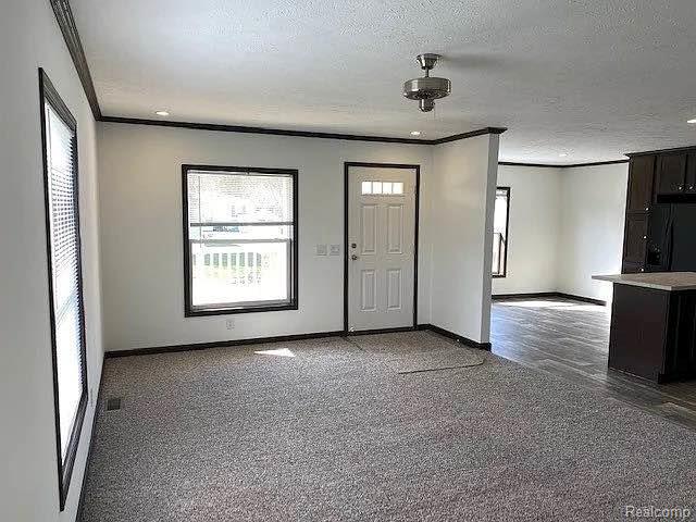 6421 Breezeway Drive Brighton City MI 48114
