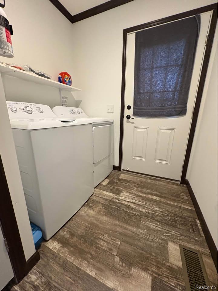 6421 Breezeway Drive Brighton City MI 48114