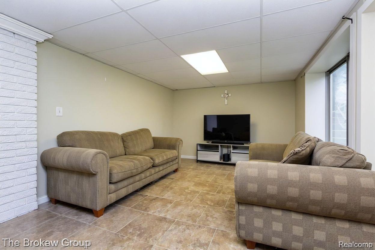 2425 Texter Road Addison Township MI 48367