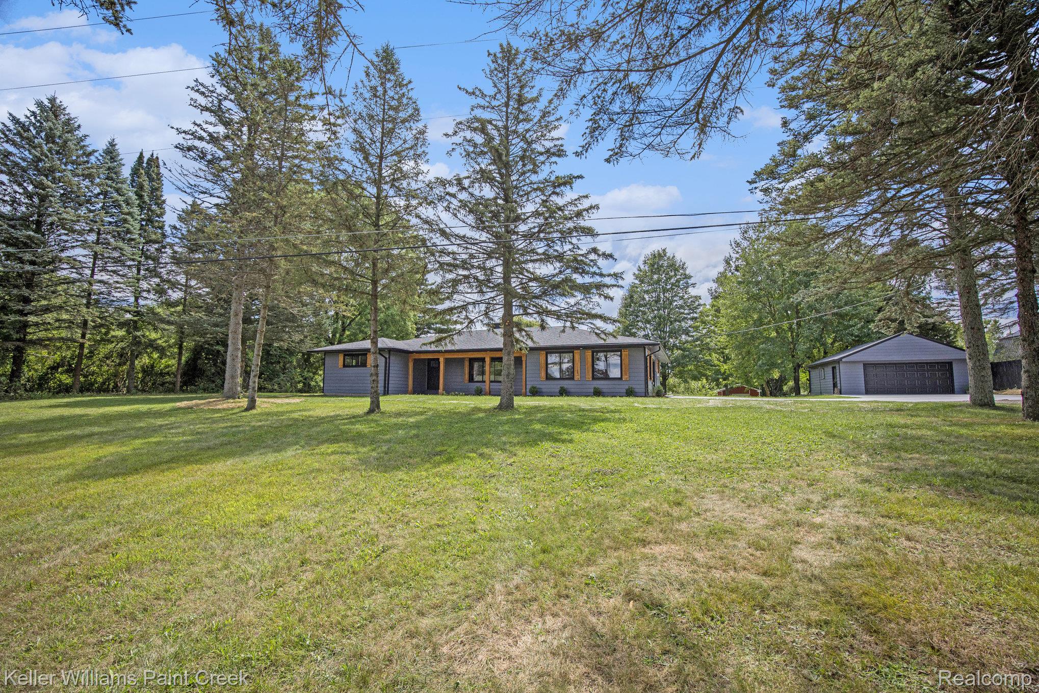 931 Rochester Road Addison Township MI 48367