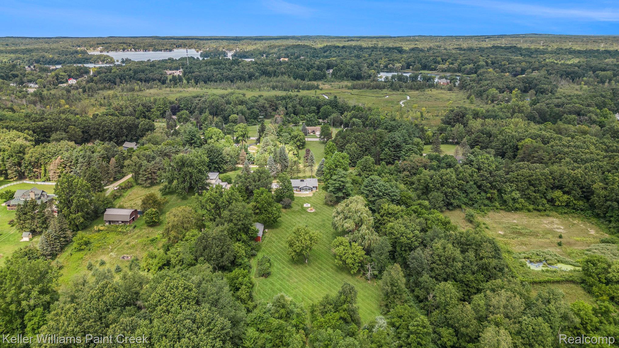 931 Rochester Road Addison Township MI 48367