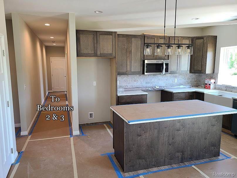 10008 Quarry Ridge Road Springfield Charter Township MI 48346