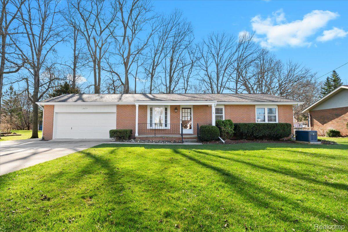 2673 Canfield Trail Genoa Township MI 48114