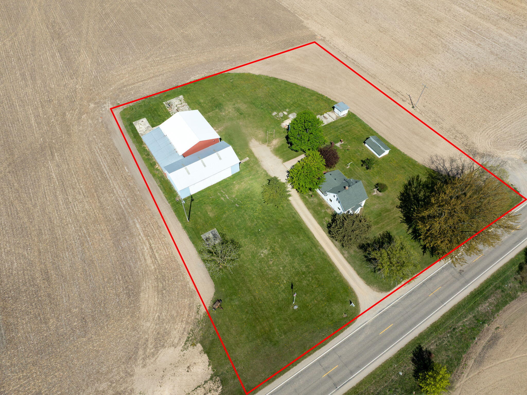 11103 N Luce Road Alma City MI 48801