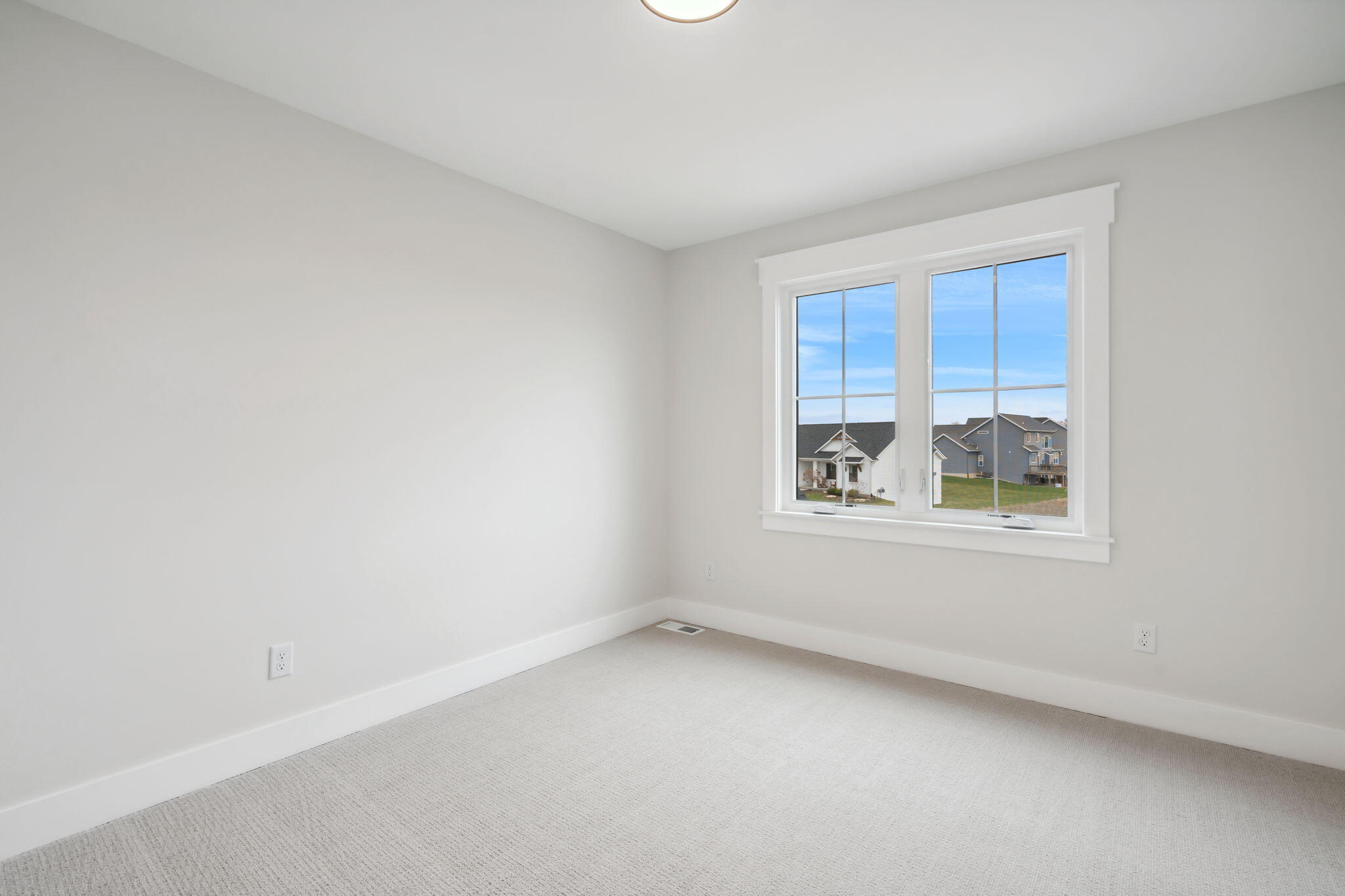 3435 Fulton Street NE Grand Rapids Charter Township MI 49546