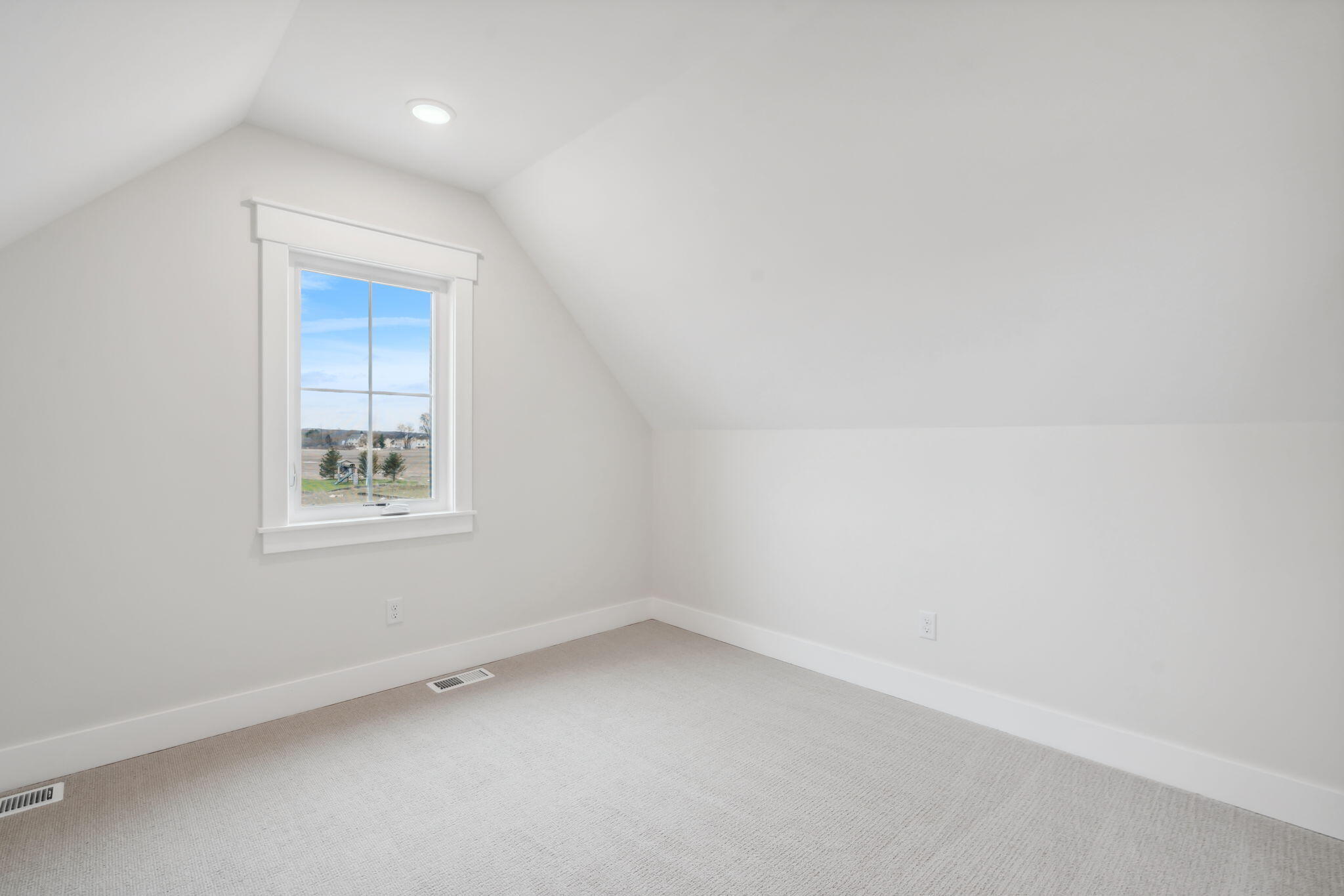 3435 Fulton Street NE Grand Rapids Charter Township MI 49546