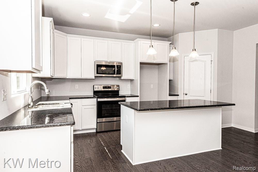 12 Parker Lane Brandon Charter Township MI 48462