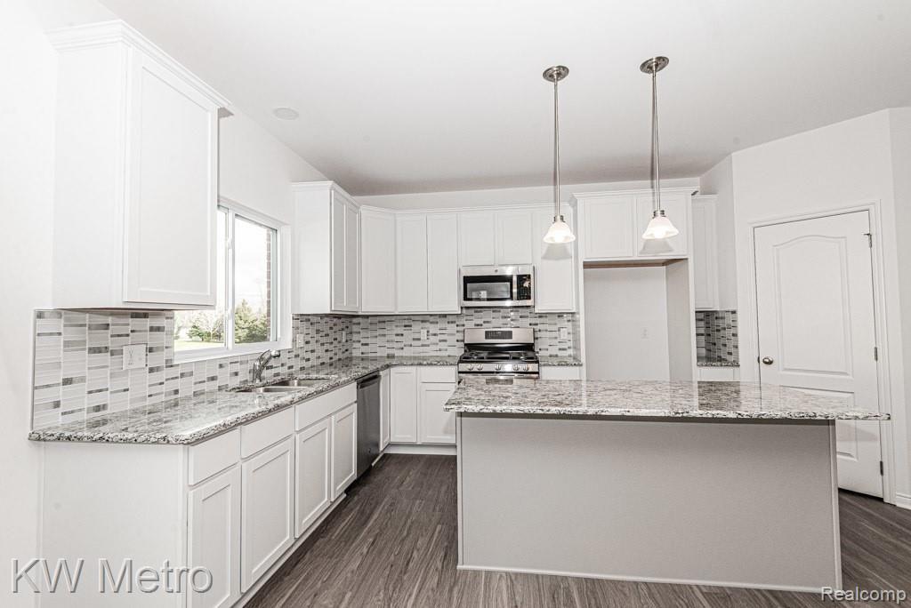 12 Parker Lane Brandon Charter Township MI 48462