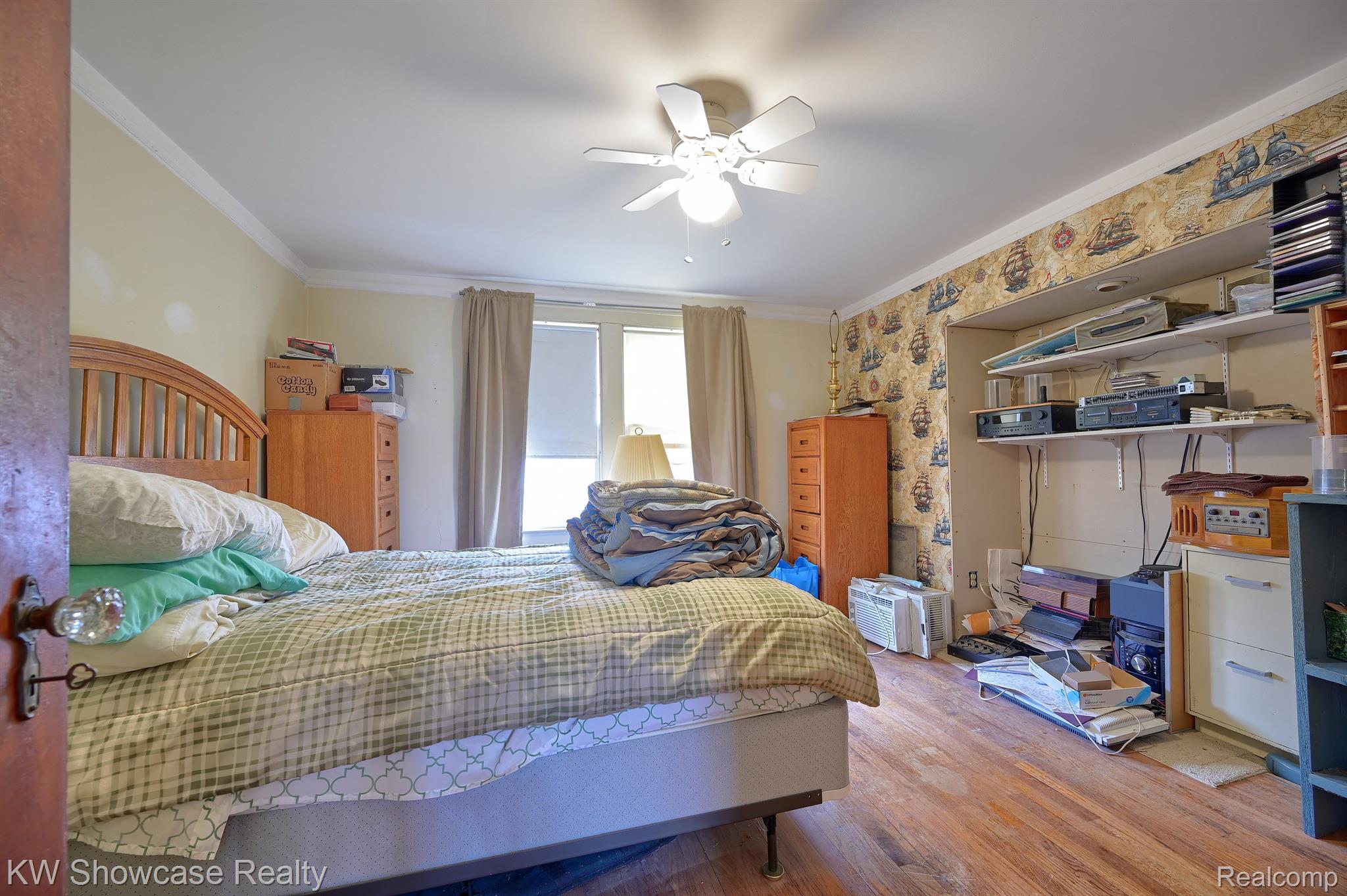 89 Clive Avenue Waterford Charter Township MI 48328