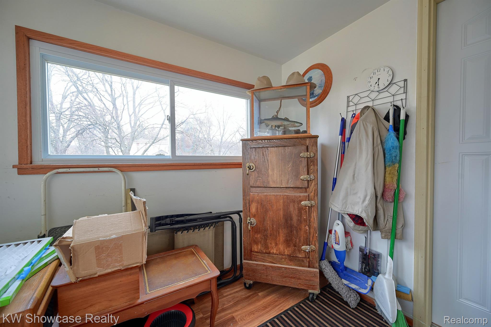 89 Clive Avenue Waterford Charter Township MI 48328