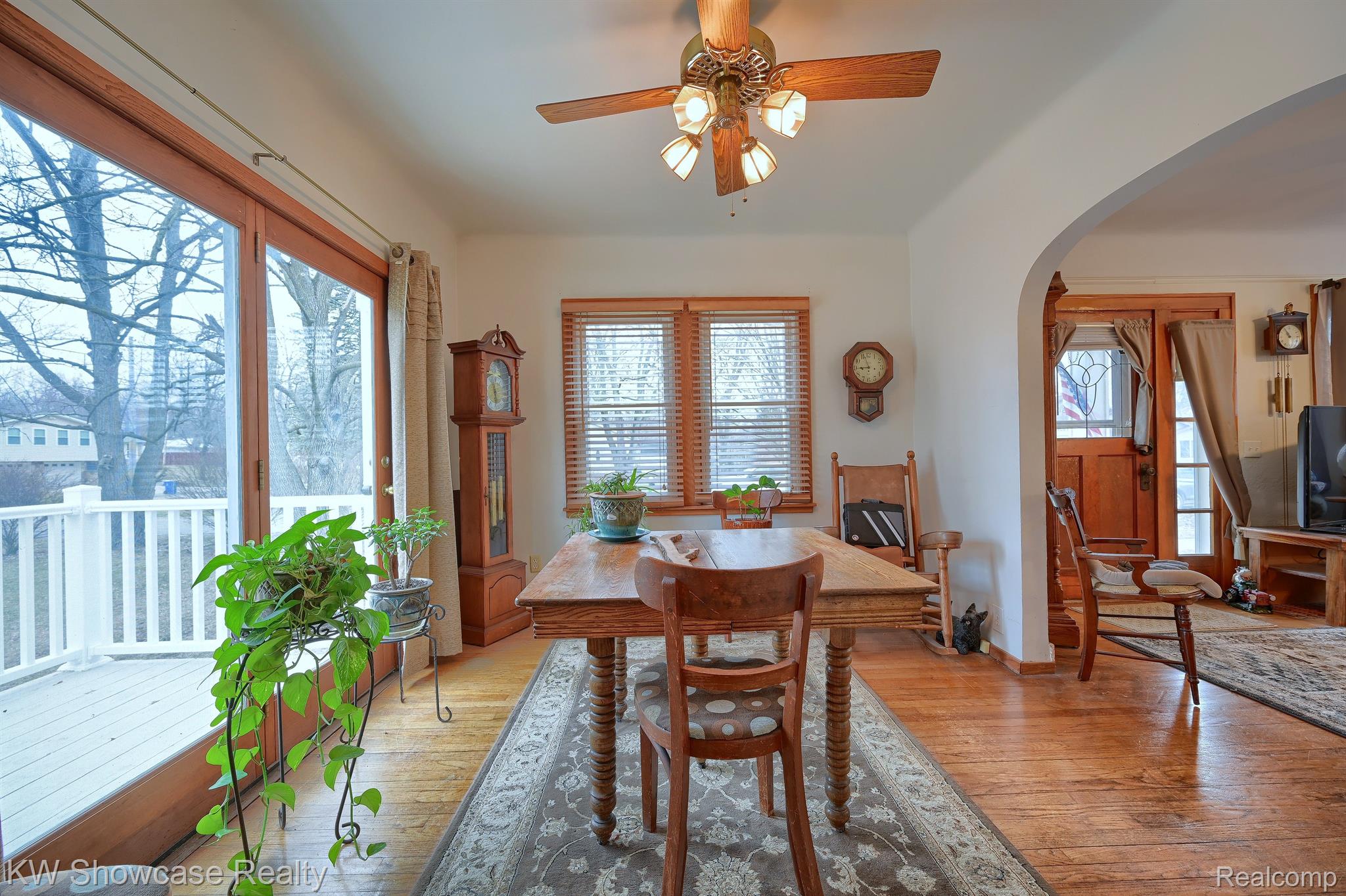 89 Clive Avenue Waterford Charter Township MI 48328