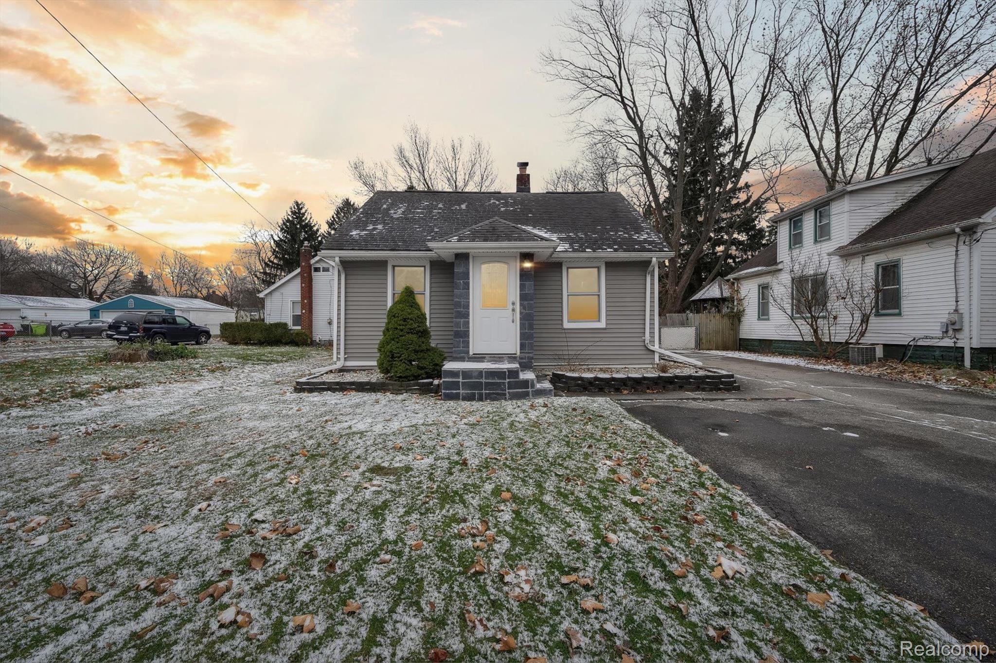 3166 Caroline Street Auburn Hills City MI 48326