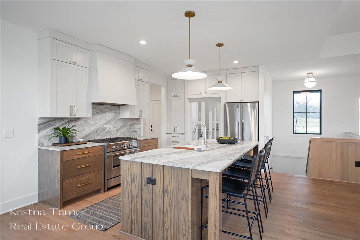 742 Honey Creek Ada Township MI 49301