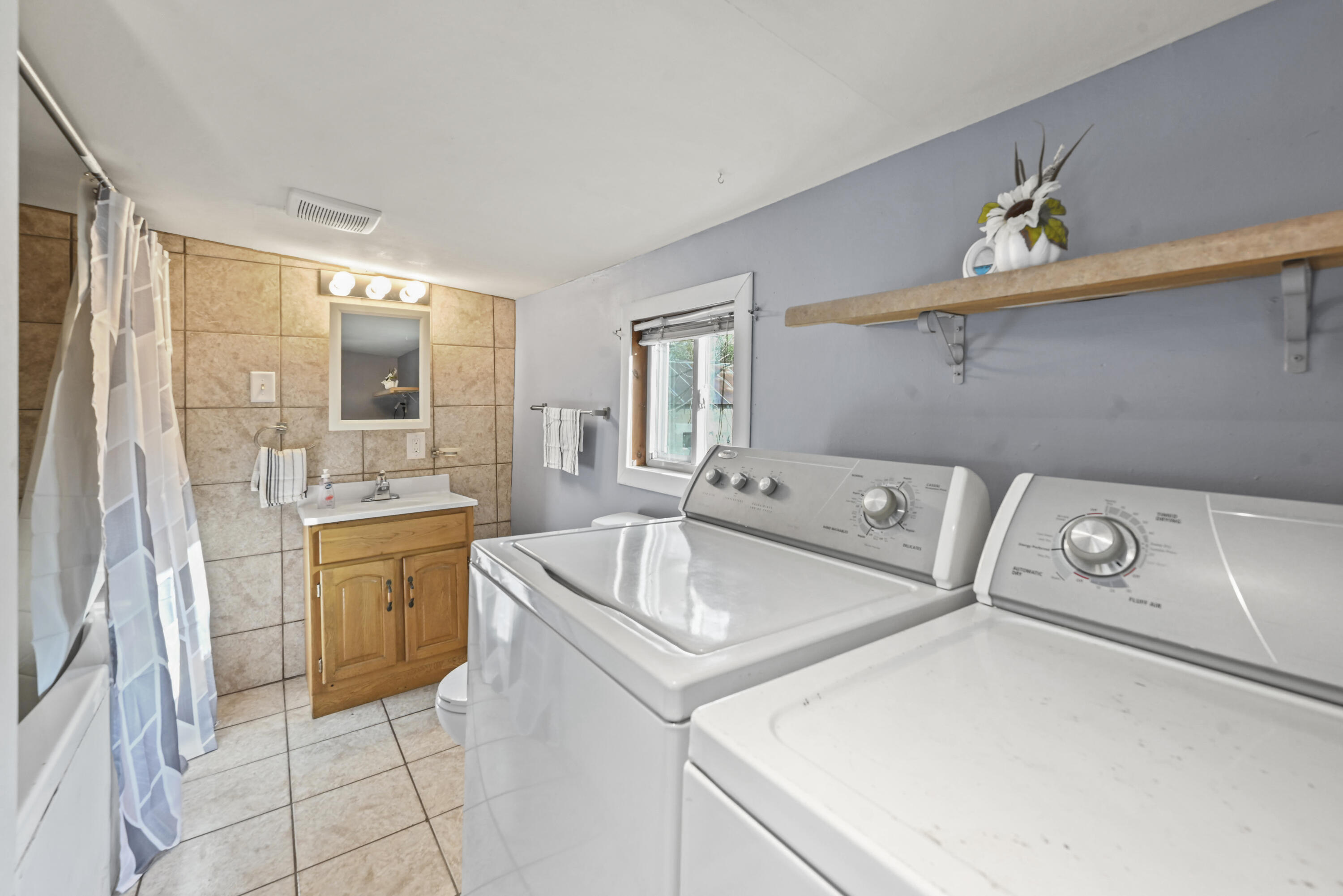 411 Hinckley Boulevard Summit Township MI 49203