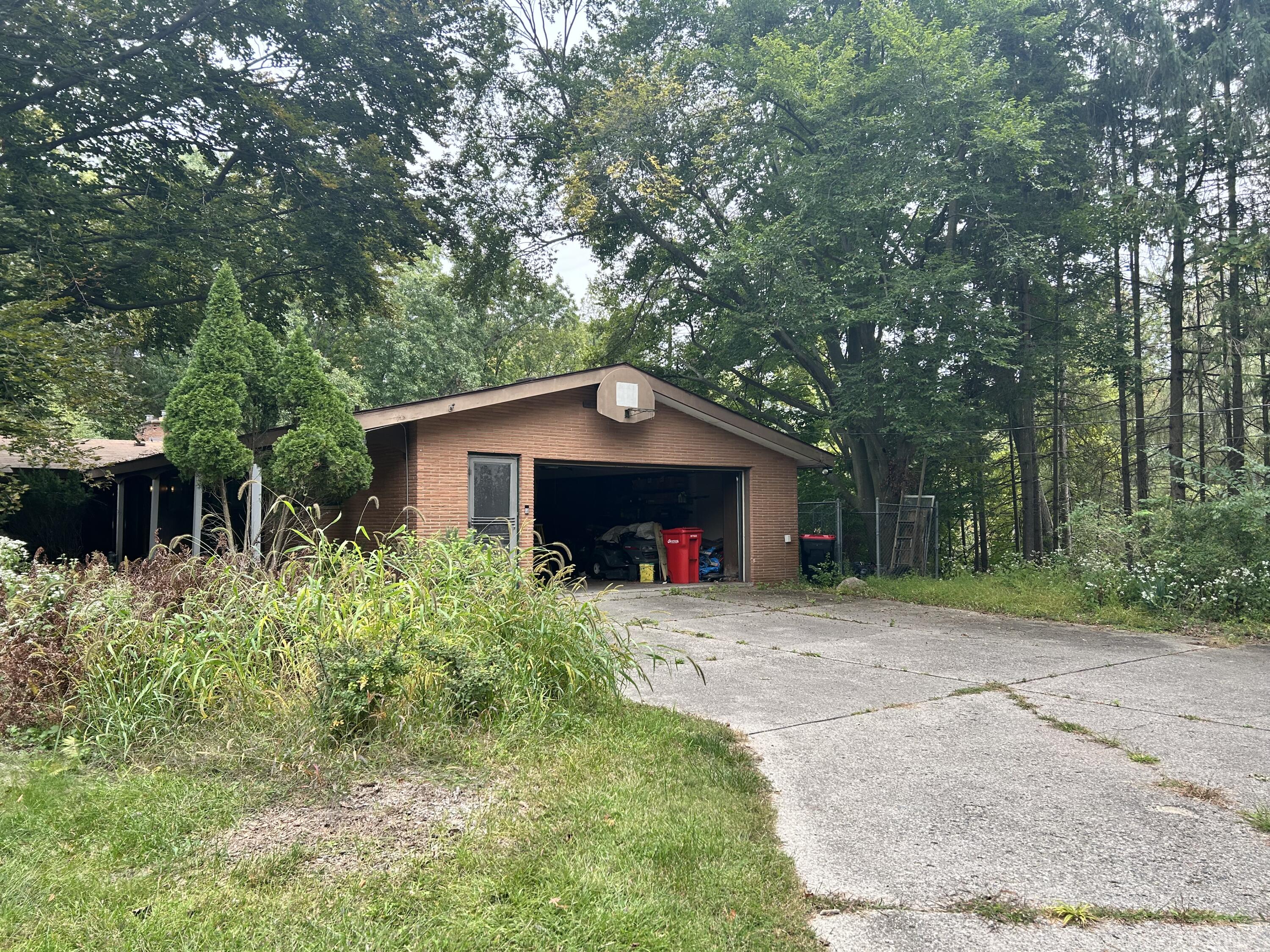 22900 Thorncliffe Street Southfield City MI 48033