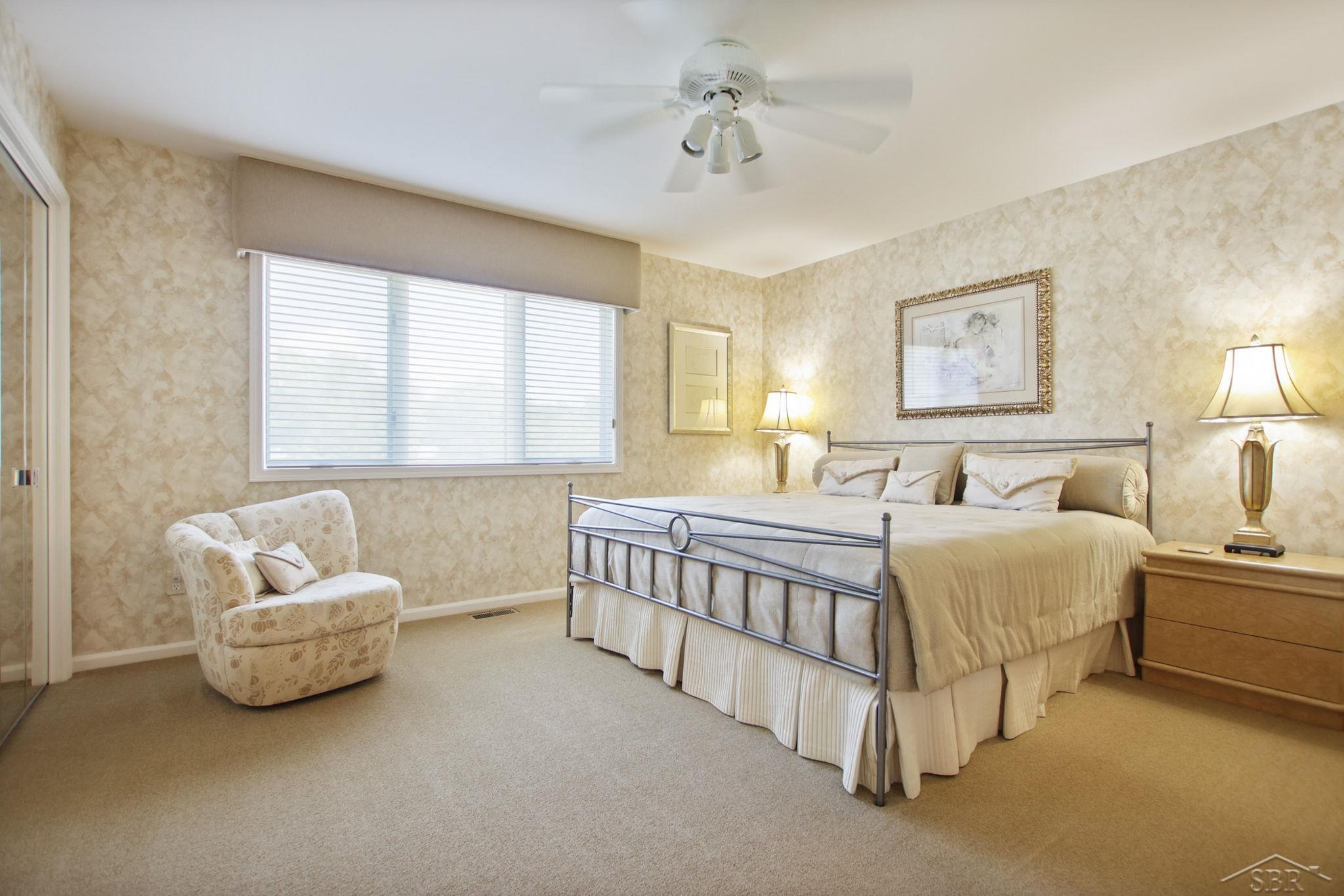 210 Golfview Drive Saginaw Charter Township MI 48638