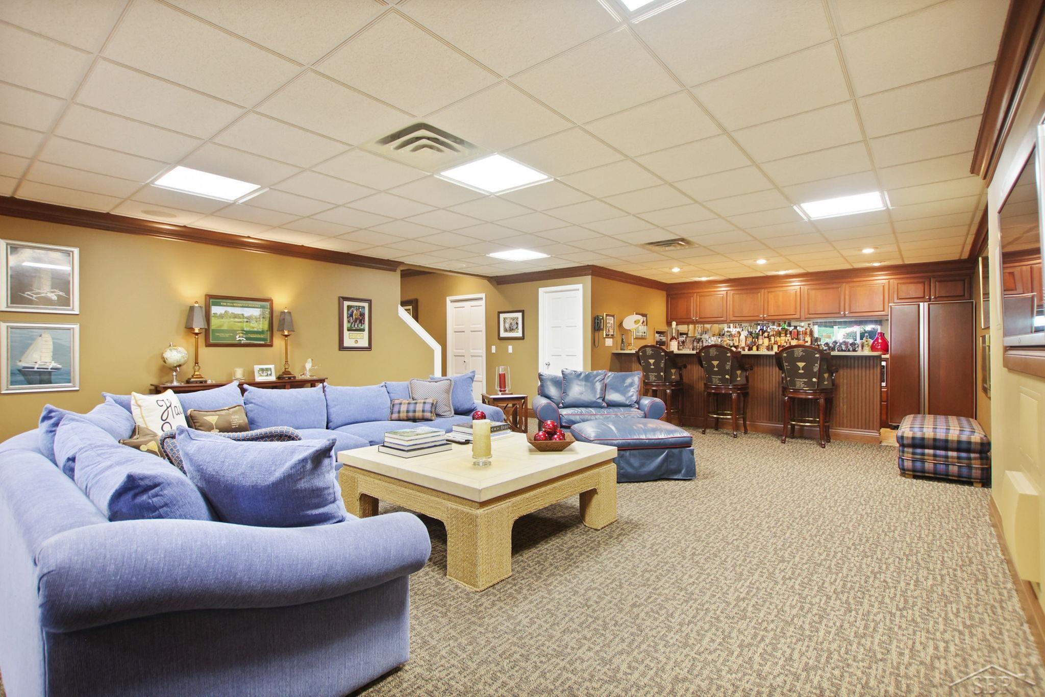 210 Golfview Drive Saginaw Charter Township MI 48638