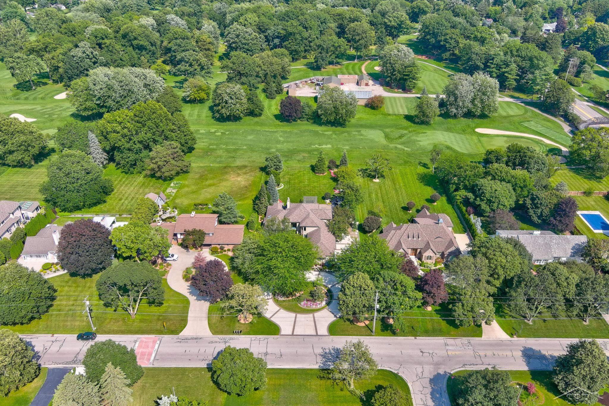 210 Golfview Drive Saginaw Charter Township MI 48638
