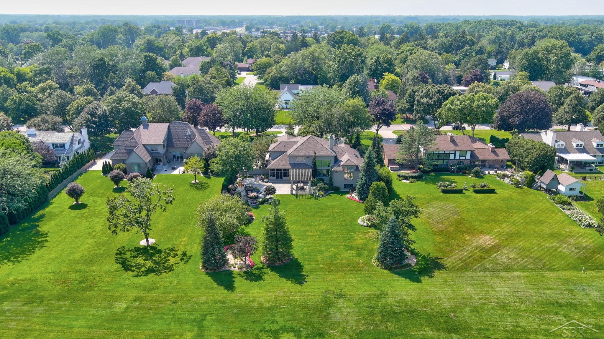 210 Golfview Drive Saginaw Charter Township MI 48638