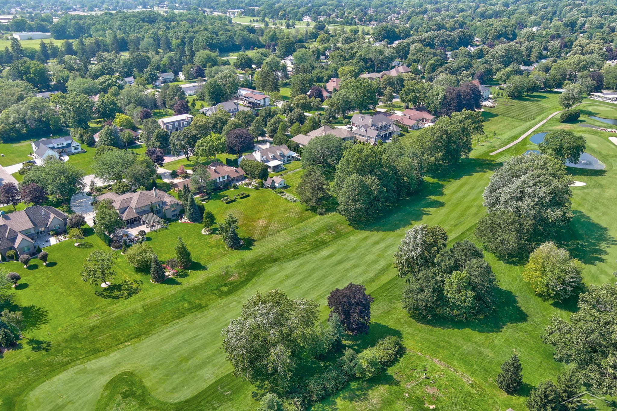 210 Golfview Drive Saginaw Charter Township MI 48638