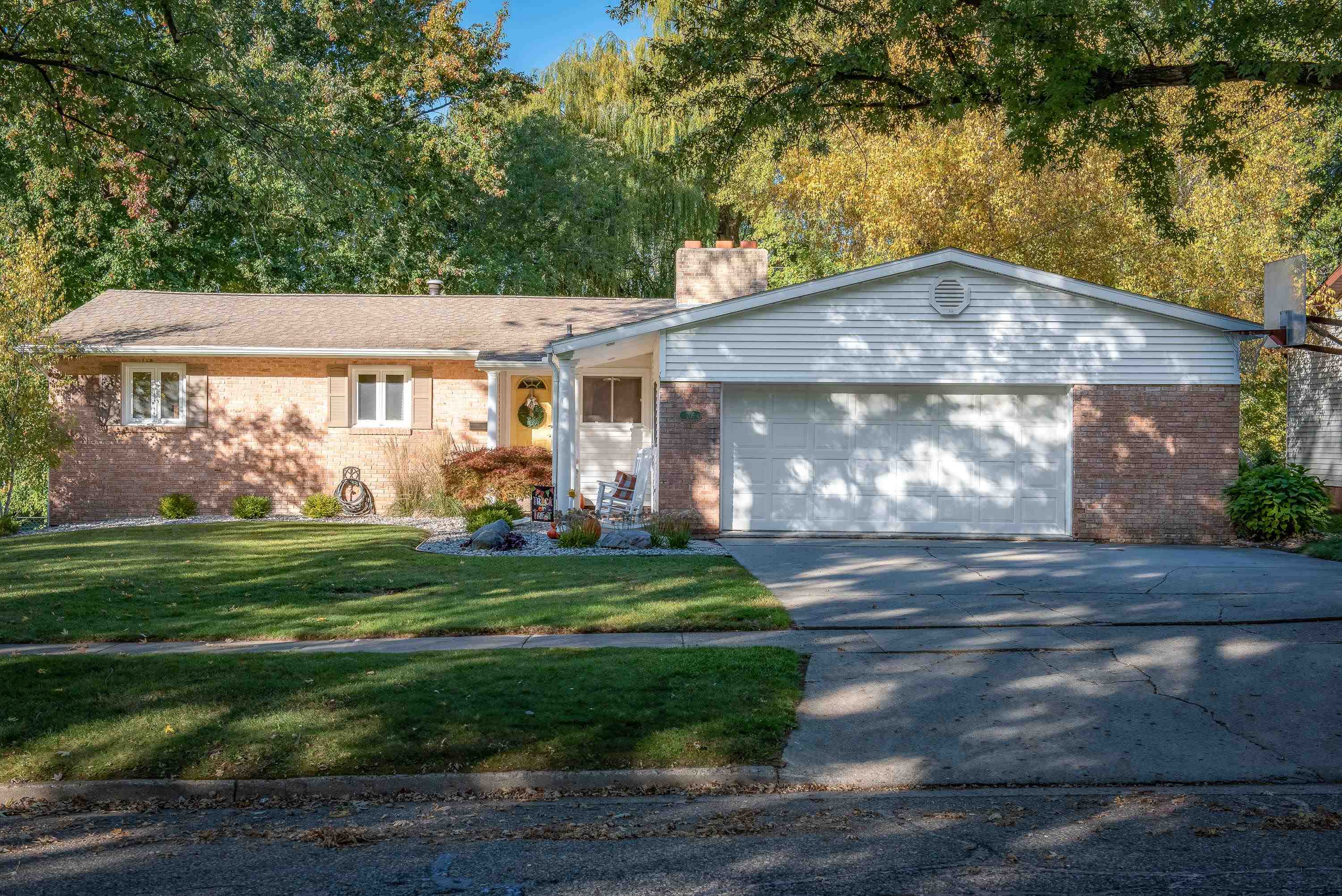 205 Westview Drive Alma City MI 48801