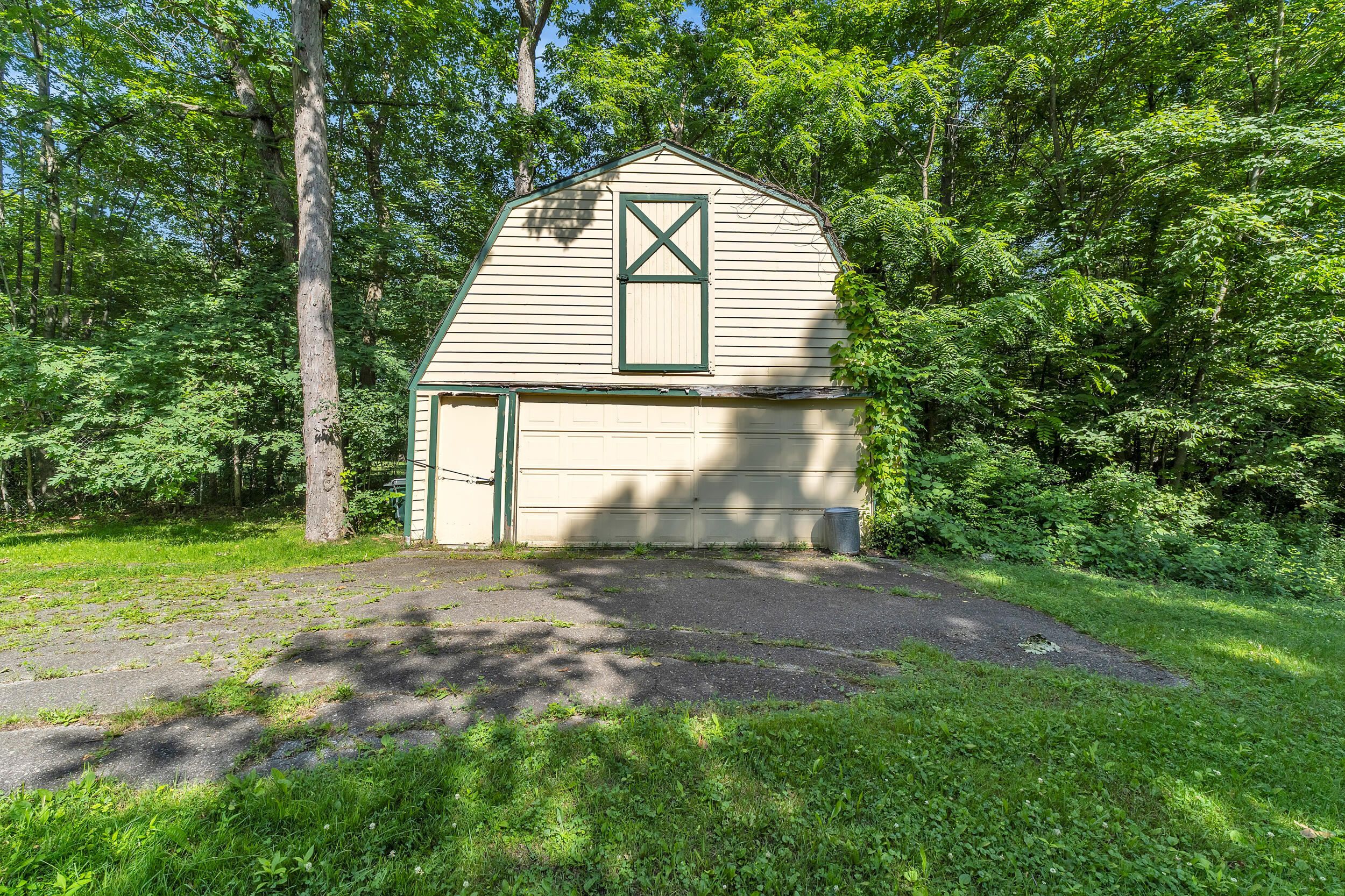8751 Warren Road Superior Charter Township MI 48170