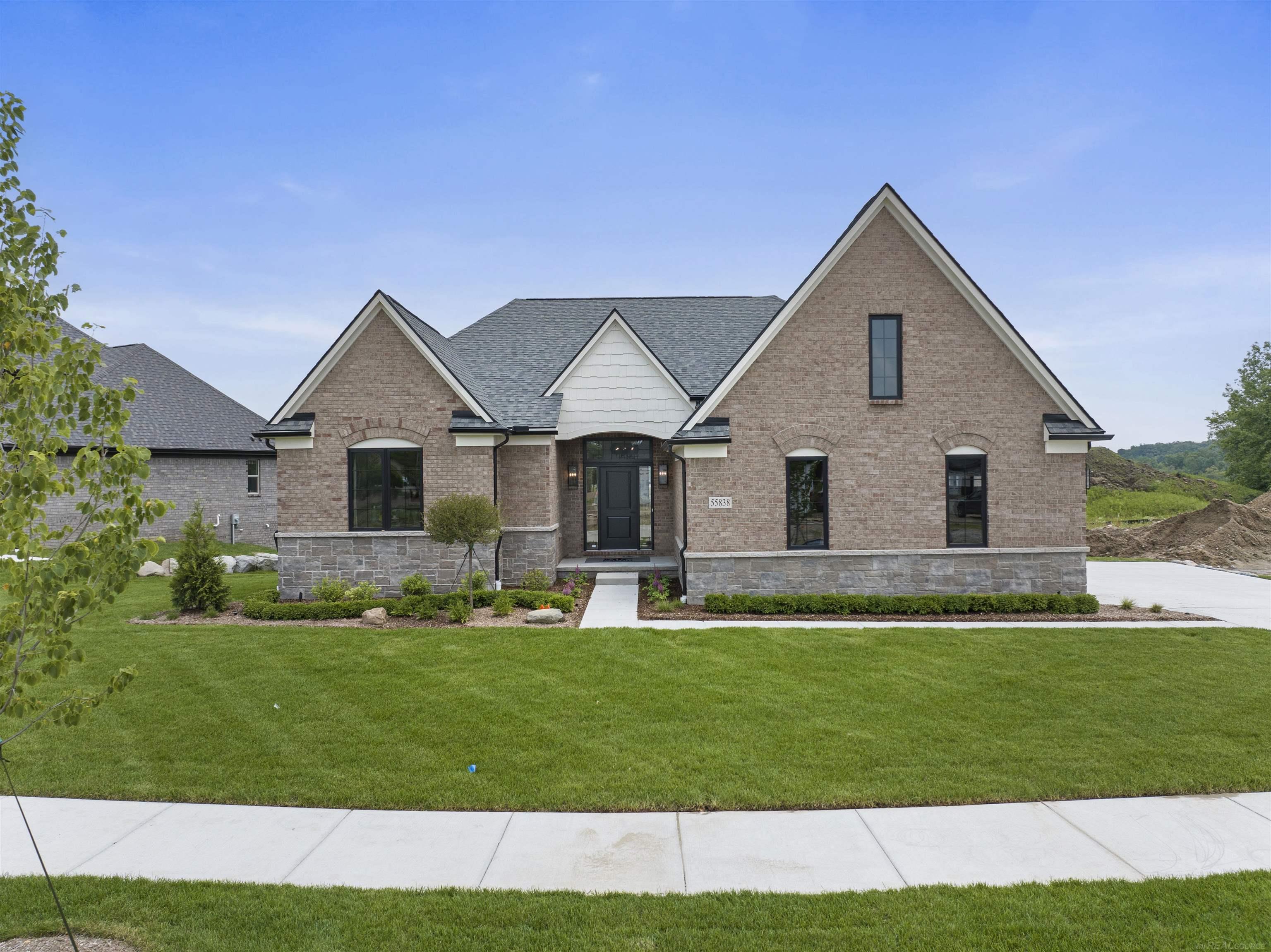 55464 Bay Oaks Court Shelby Charter Township MI 48315