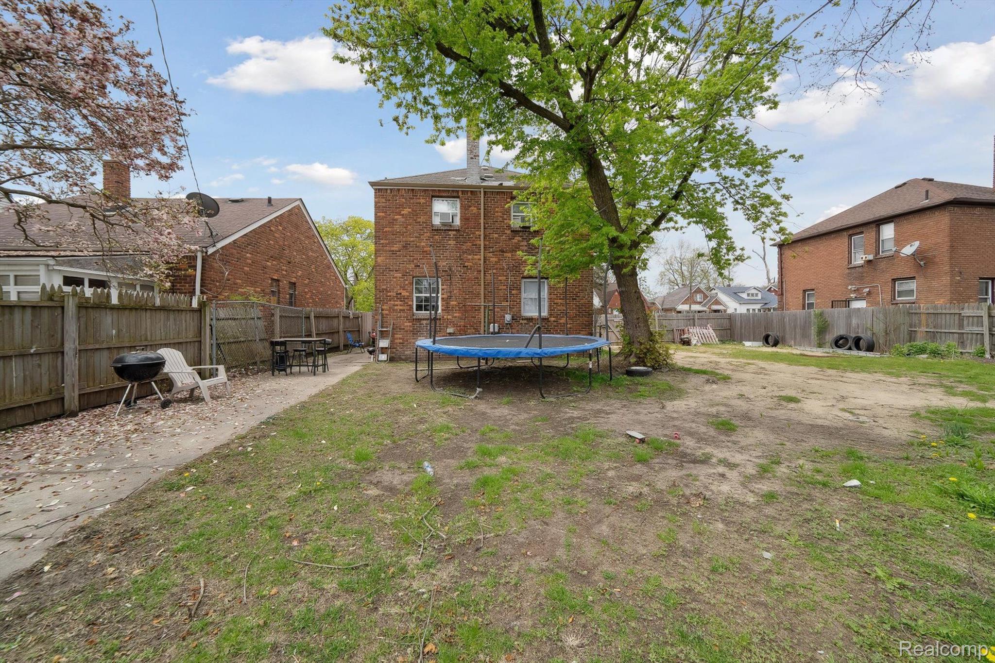 15032 Snowden Street Detroit City MI 48227