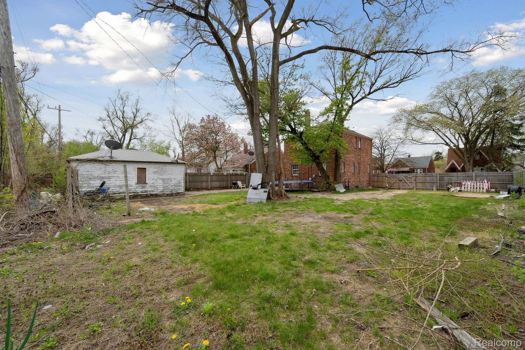 15032 Snowden Street Detroit City MI 48227