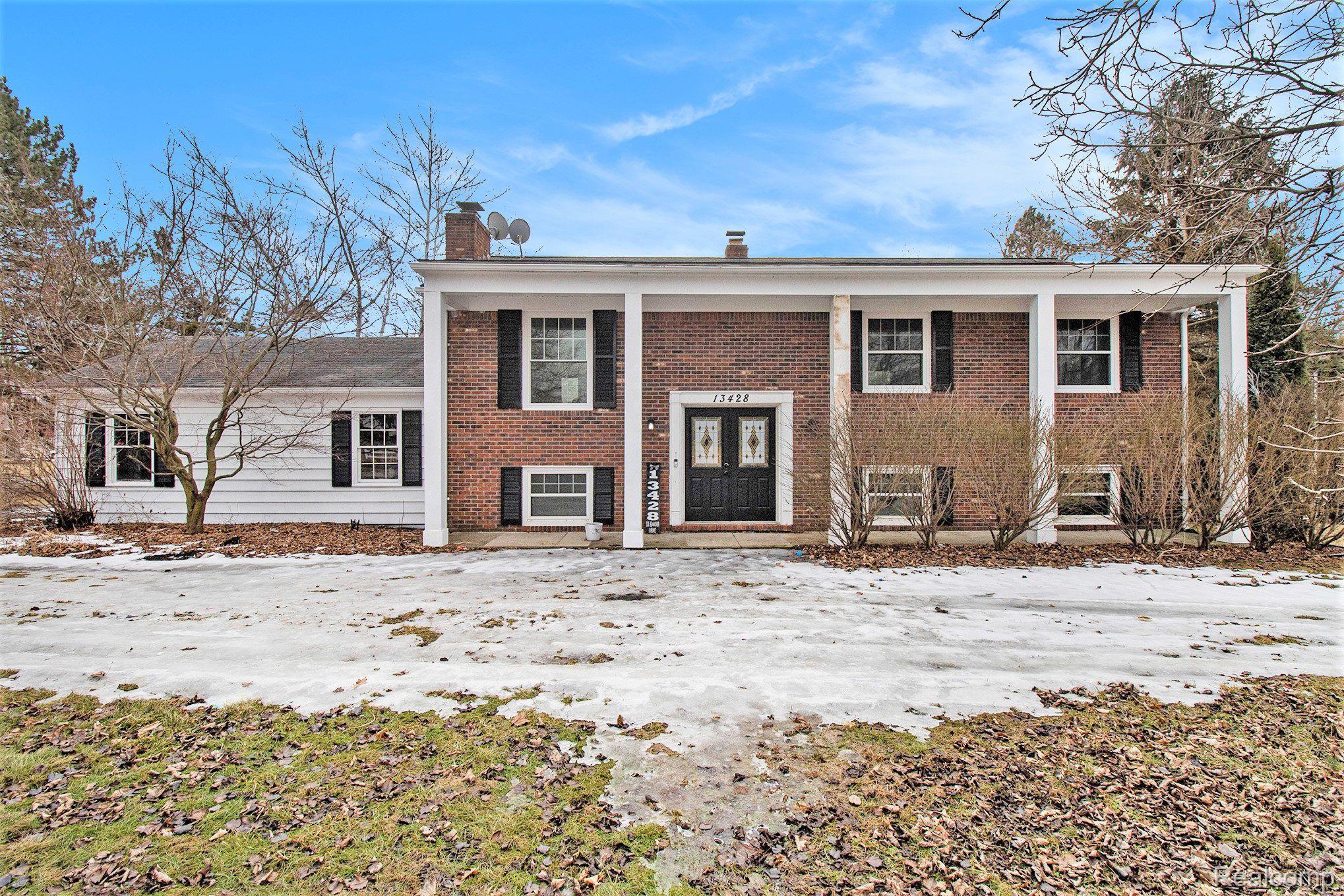 13428 Sequoia Lane Green Oak Township MI 48178