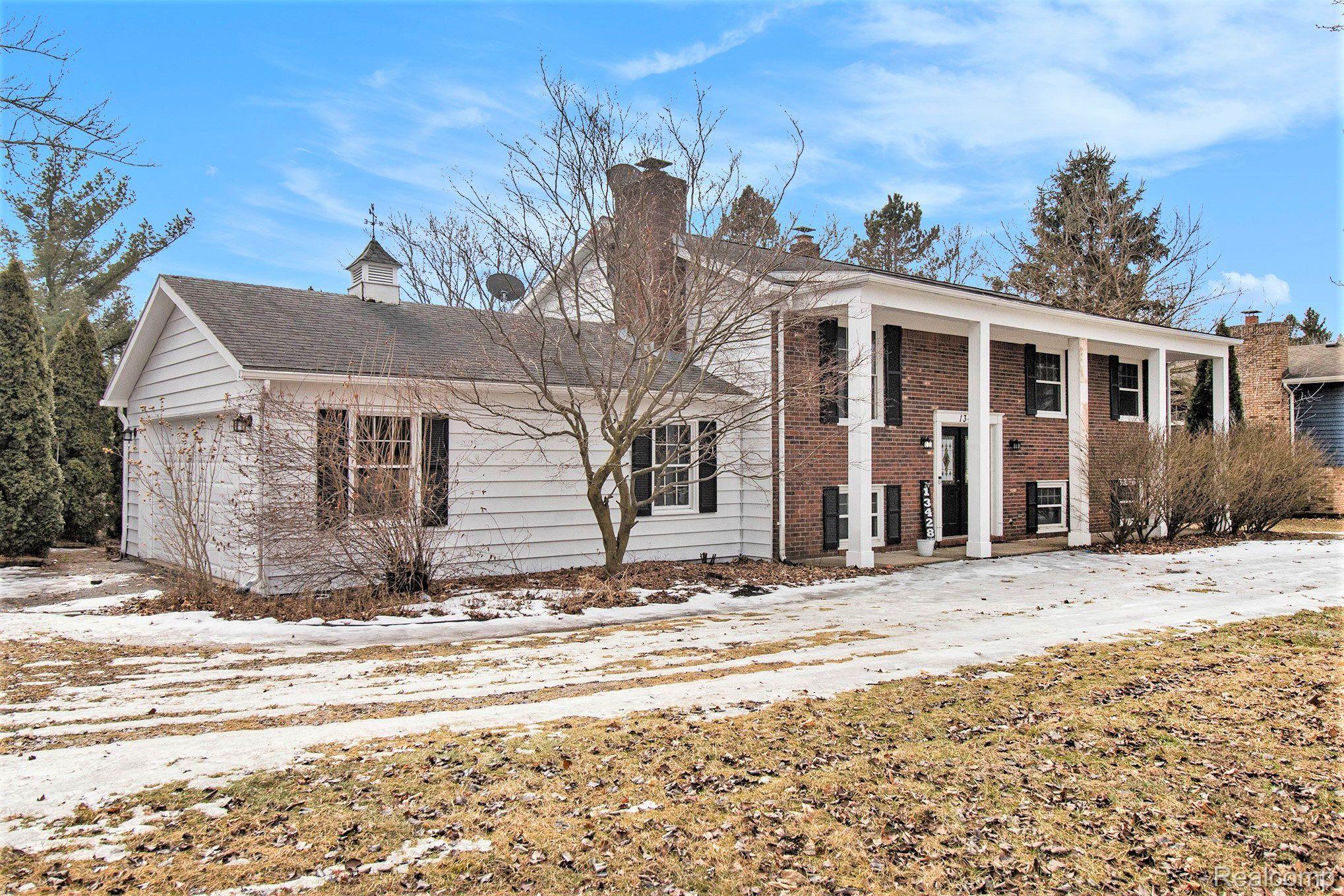 13428 Sequoia Lane Green Oak Township MI 48178