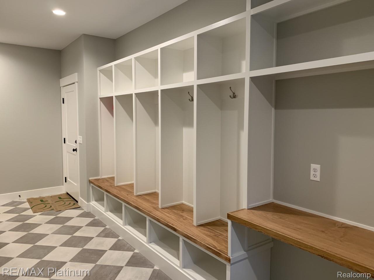 10310 Sweetheart Lane Brighton Township MI 48114