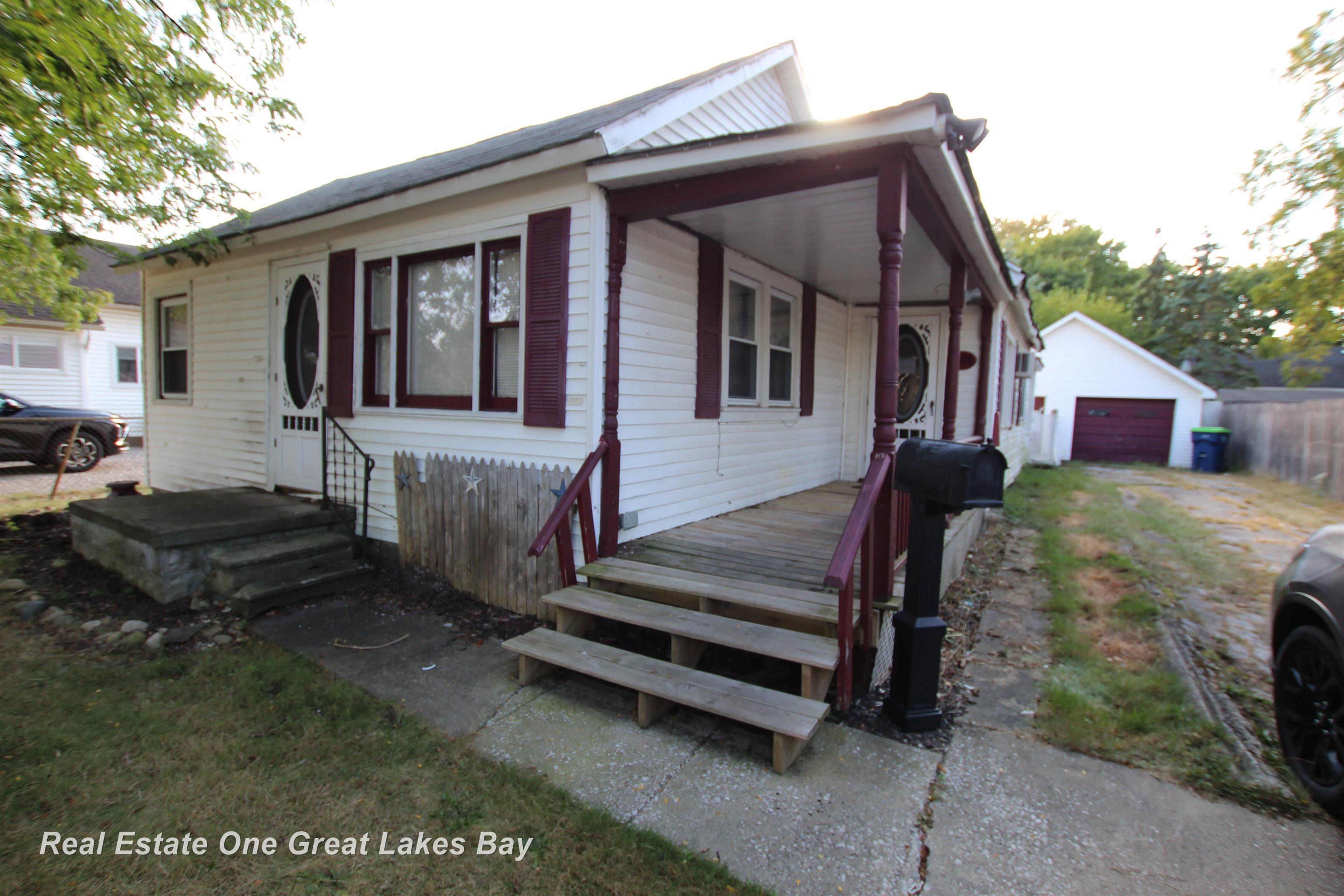 508 S Kiesel Street Bay City City MI 48706