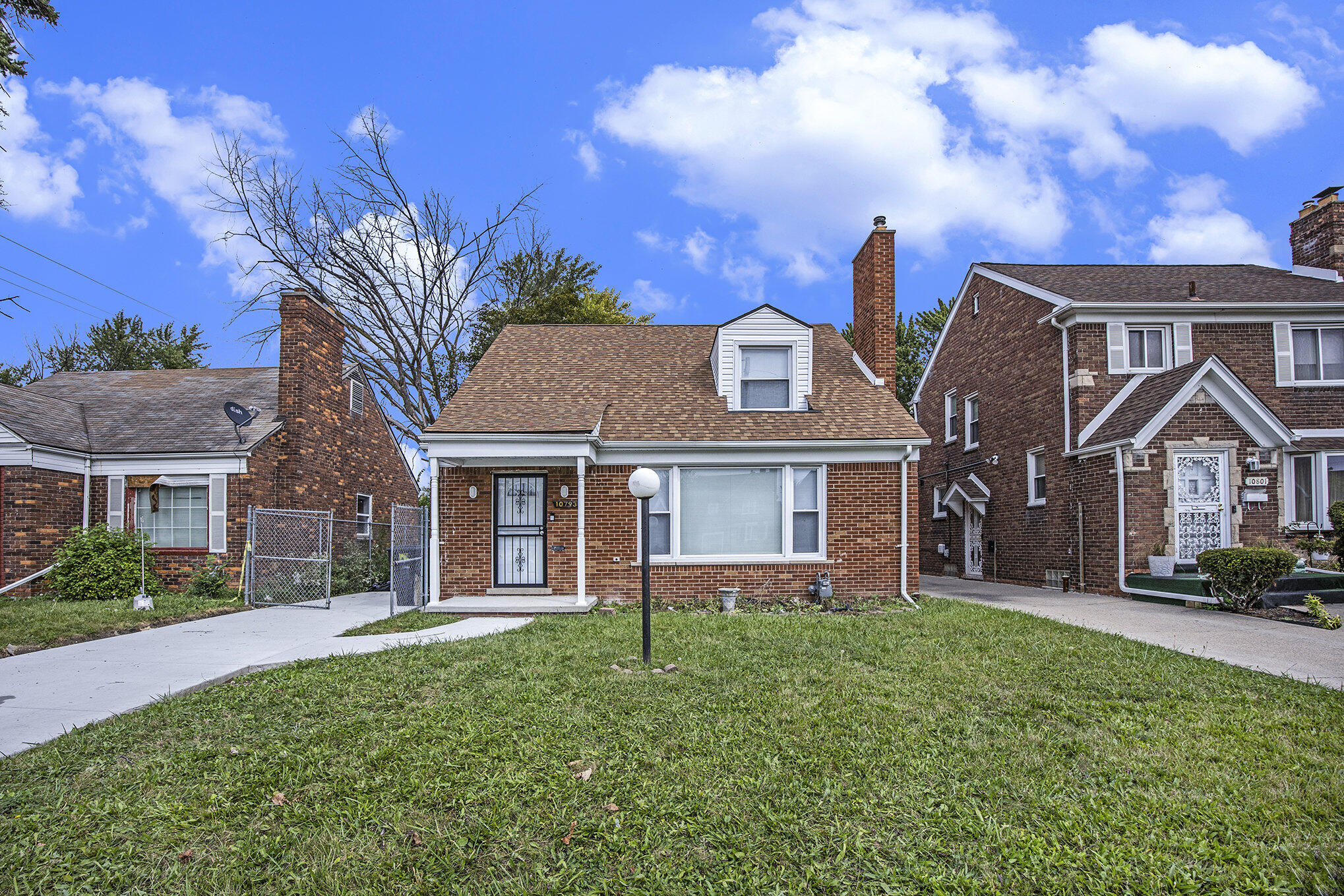 10793 E Outer Drive Detroit City MI 48224