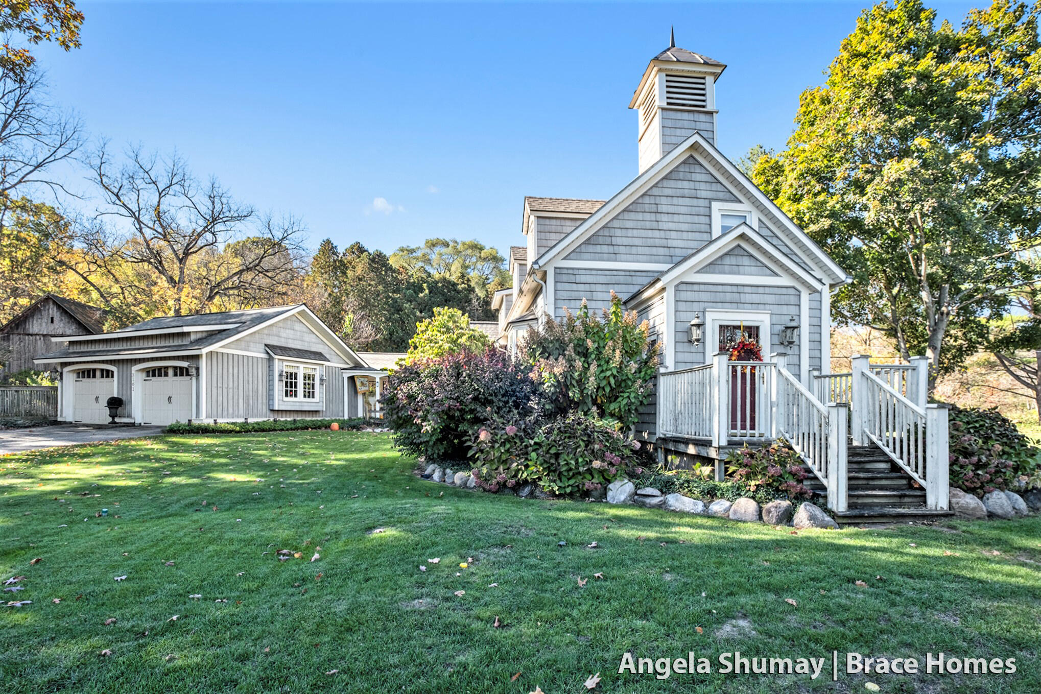 3161 Grand River Drive NE Ada Township MI 49525