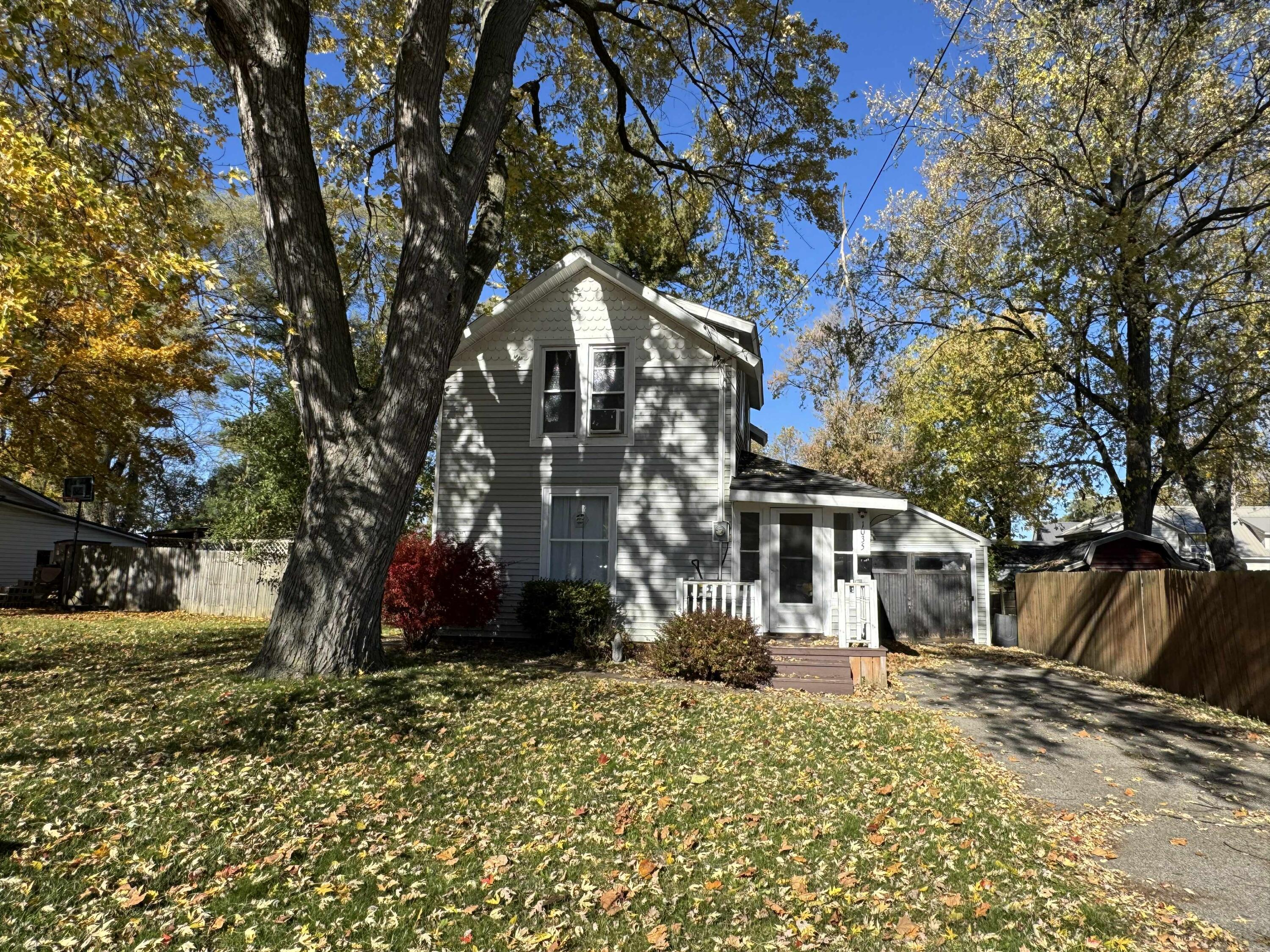 1035 Eastward Street Alma City MI 48801