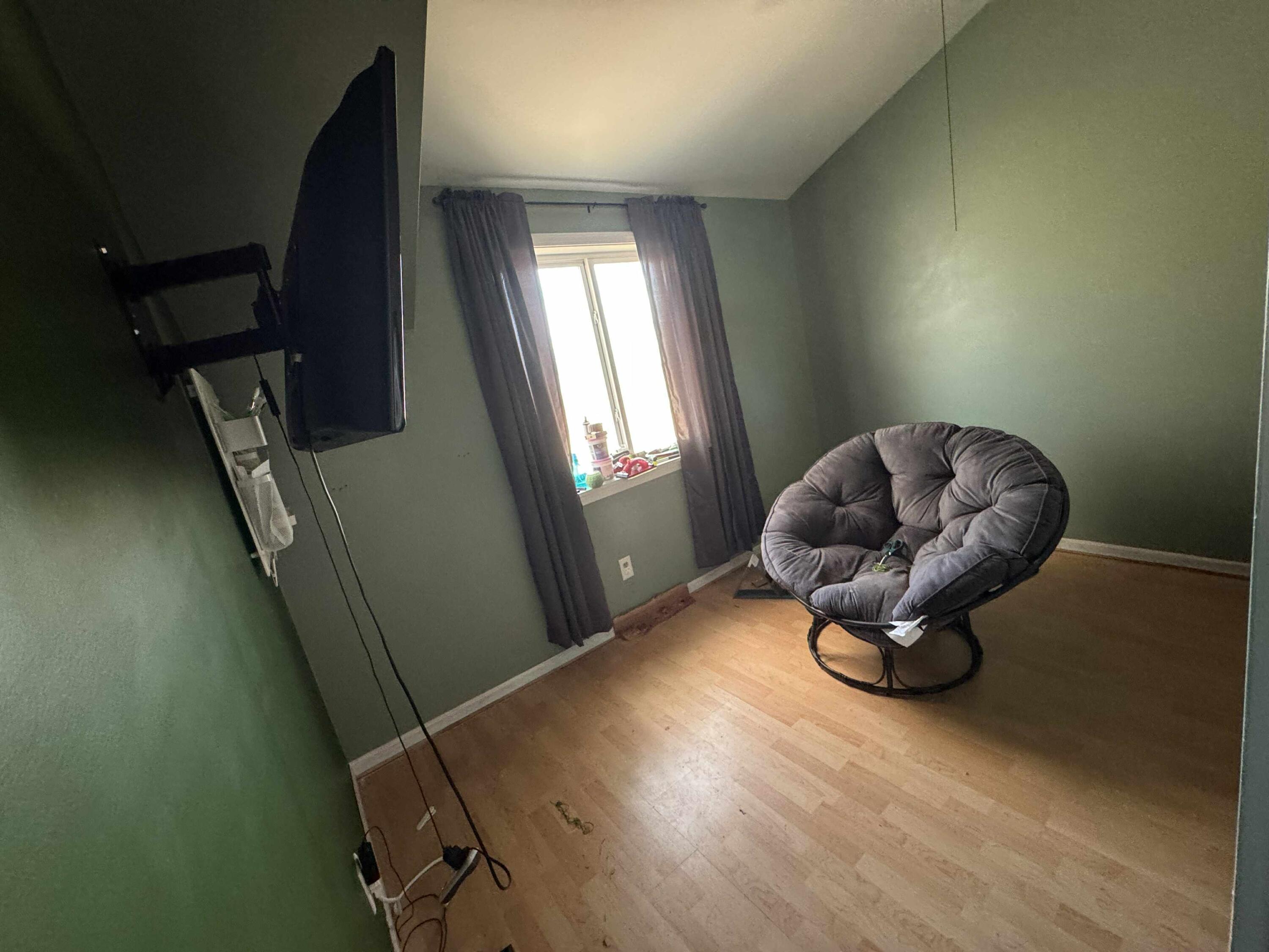 1035 Eastward Street Alma City MI 48801