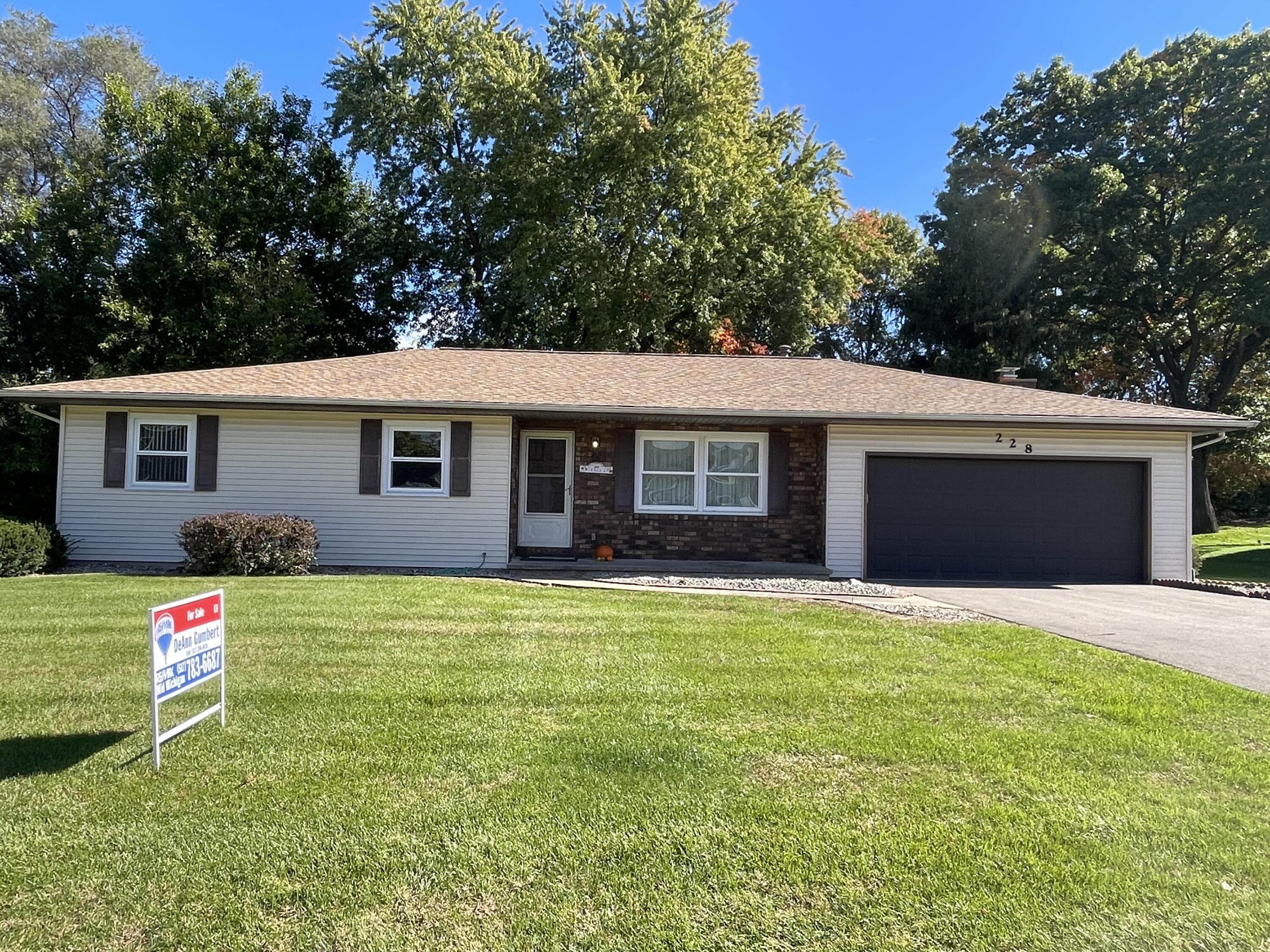 228 Brentwood Drive Battle Creek City MI 49015