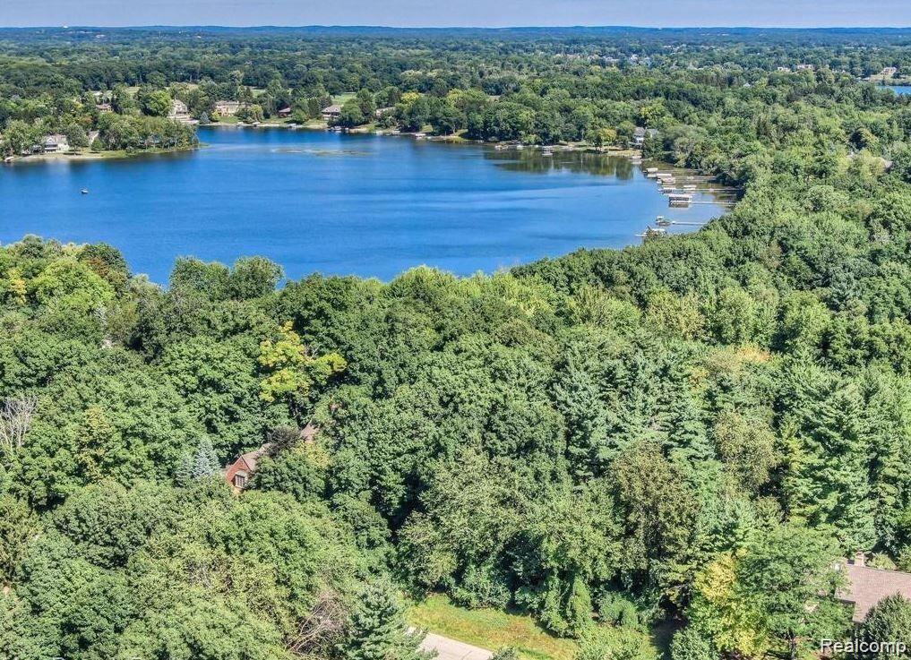0000 Cranbrook Trail Orchard Lake Village City MI 48323