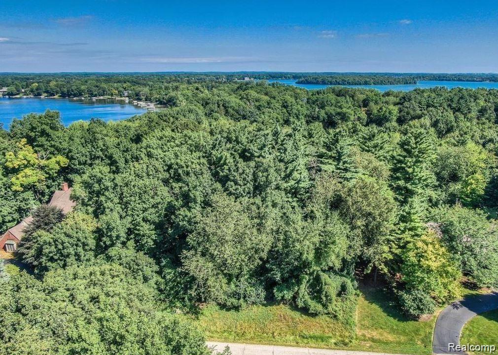 0000 Cranbrook Trail Orchard Lake Village City MI 48323