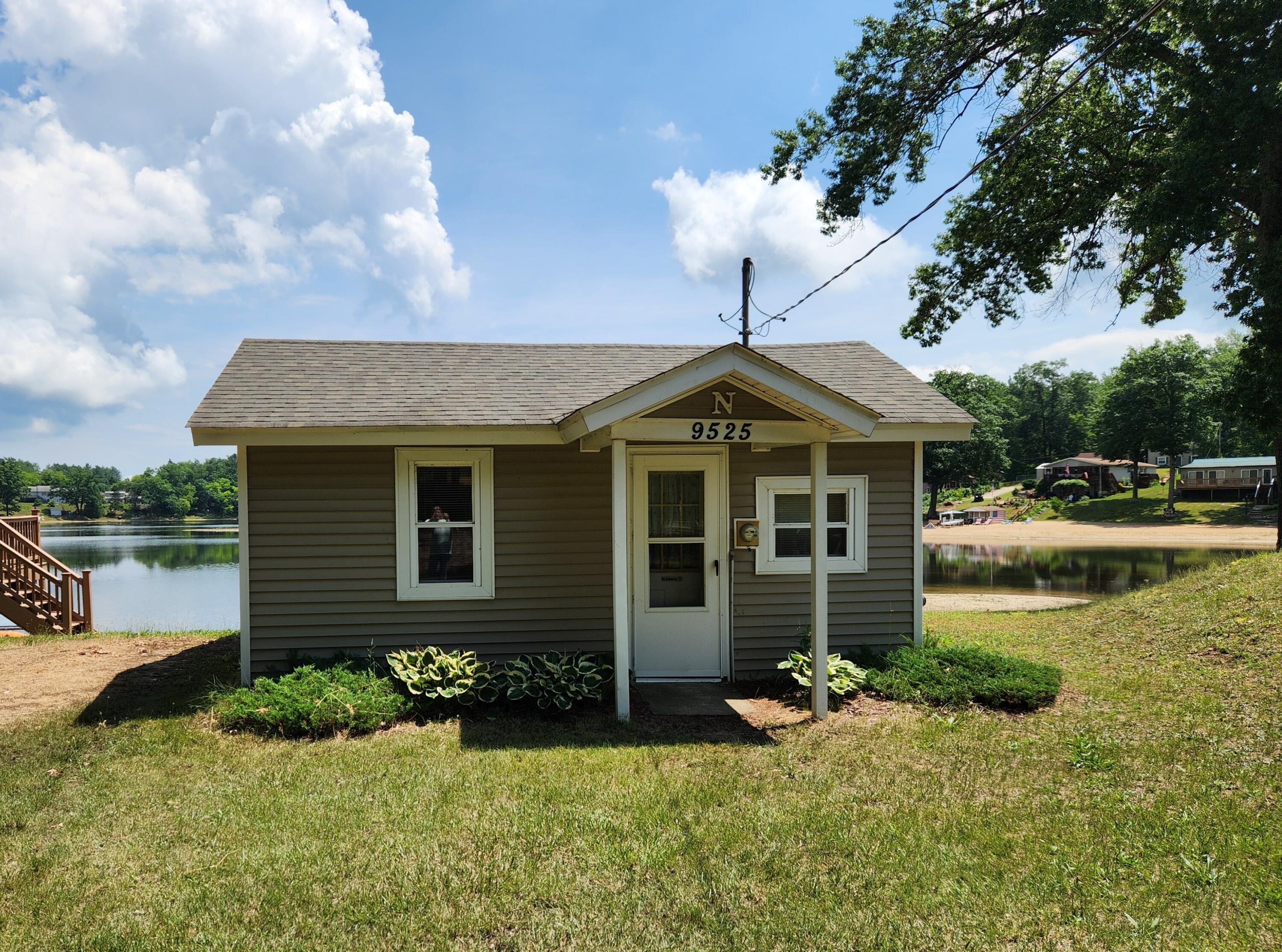 9523-25 Terry Street Garfield Township MI 48632